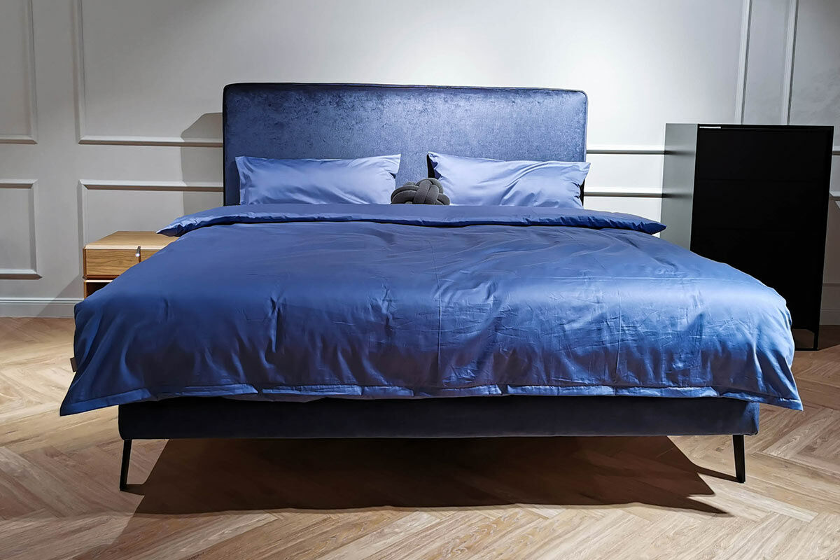 Treca Interiors - Boxspringbett Adonis Stoff Cat. A Aristocrat Blau Füße Schwarz mit 2 Matratzen - 4