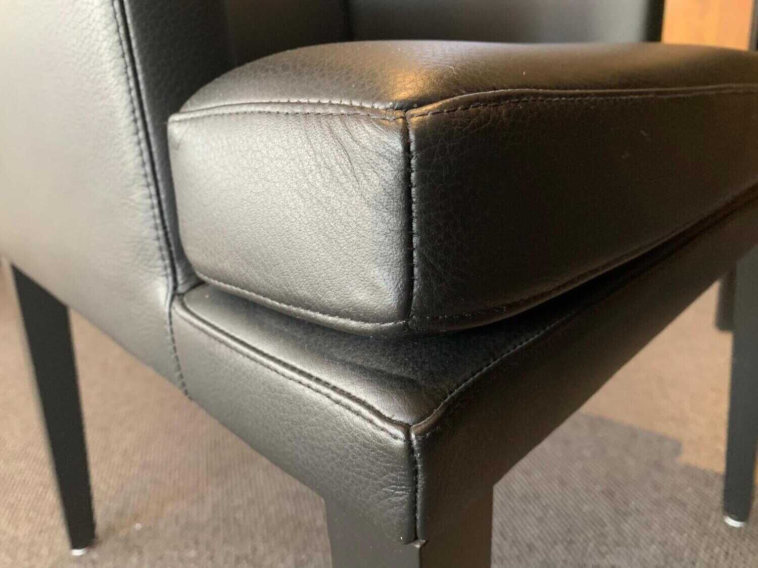 neue-wiener-werkst-C3-A4tte-arbeitsplatz-schreibtisch-oscar-eiche-schwarz-stuhl-figaro-leder-schwarz-d5a6e0fed367 Neue Wiener Werkstätte - Arbeitsplatz Schreibtisch Oscar Eiche Schwarz Stuhl Figaro Leder Schwarz - 6