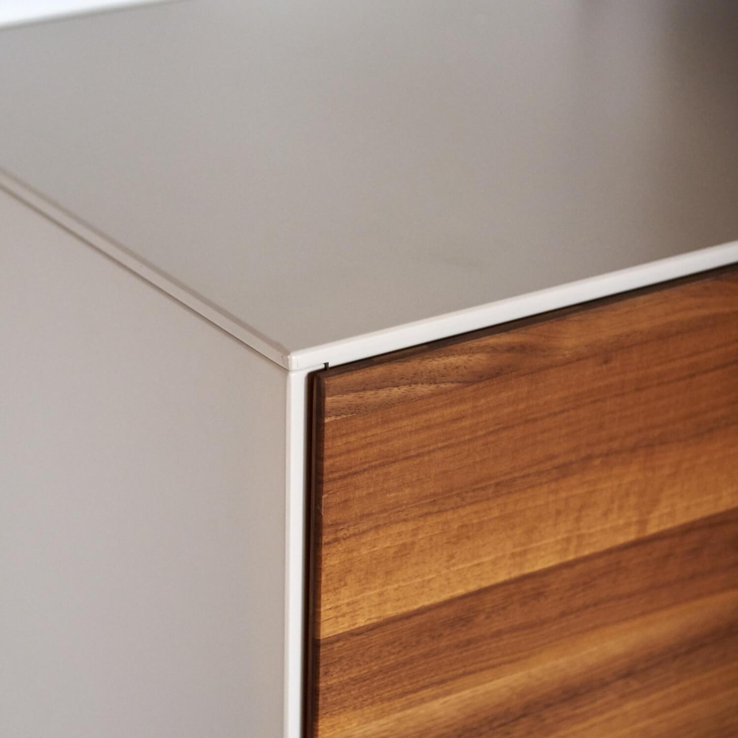 Gruber & Schlager - Sideboard Amineo Nussbaum Lack Matt Glas Matt - 2