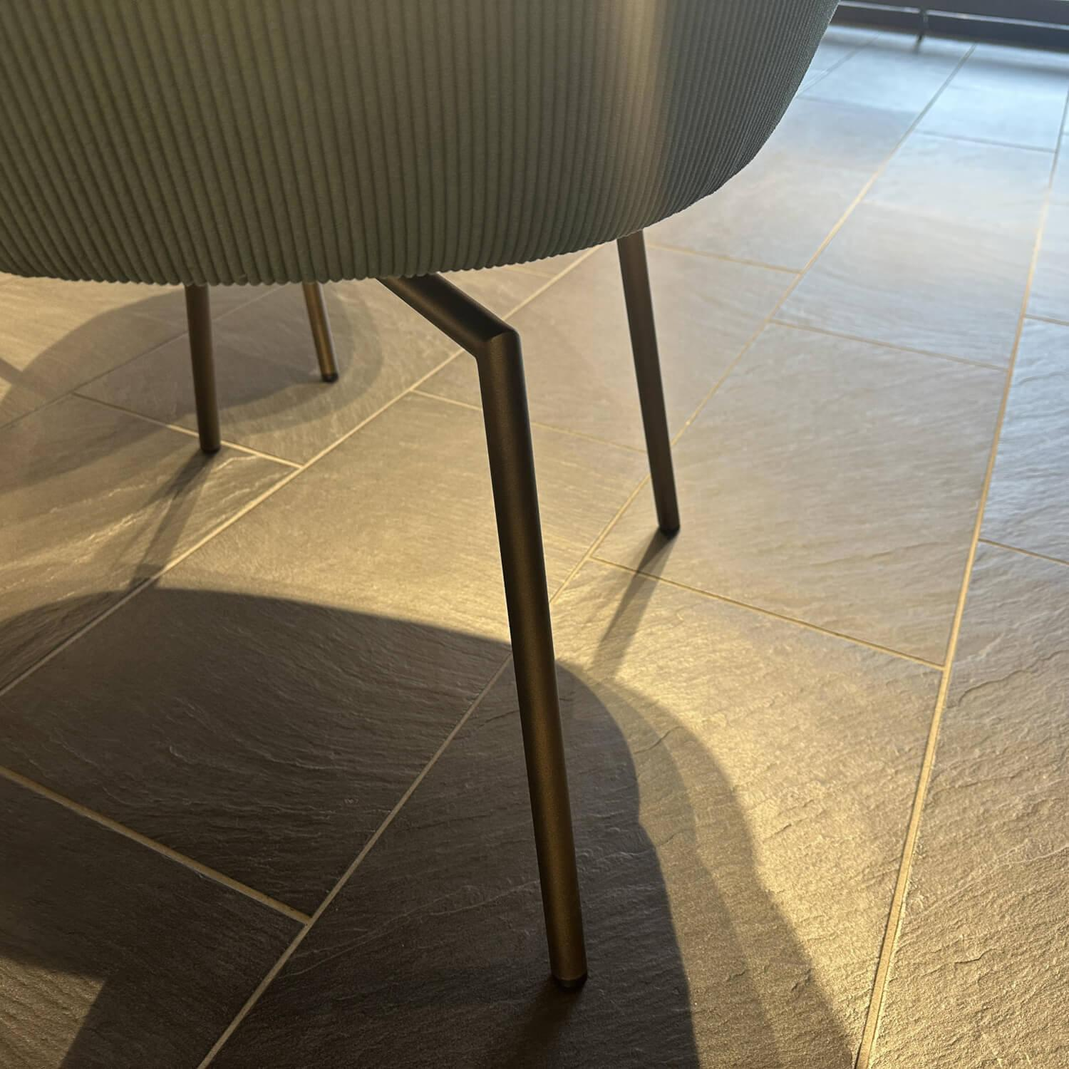 KFF - 4er-Set Armlehnstuhl Giro Sitz Stoff Seven 198 Teal Blau Rücken Stoff Lisboa 31 Blau Grün Gestell Metall Schwarz - 4