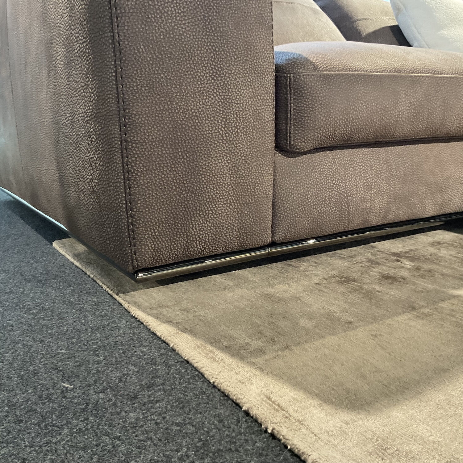 Cierre - Sofa Dolcevita Leder 4 Piumone Vintage Grigio Graubeige Gestell Metall Verchromt Schwarz - 4