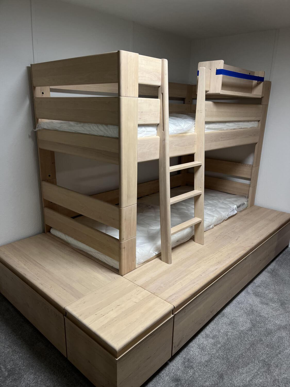 Team 7 - Etagenbett Kids Erle Weißöl Mit Plattformkorpus Inklusive Matratzen Und Lattenroste - 4