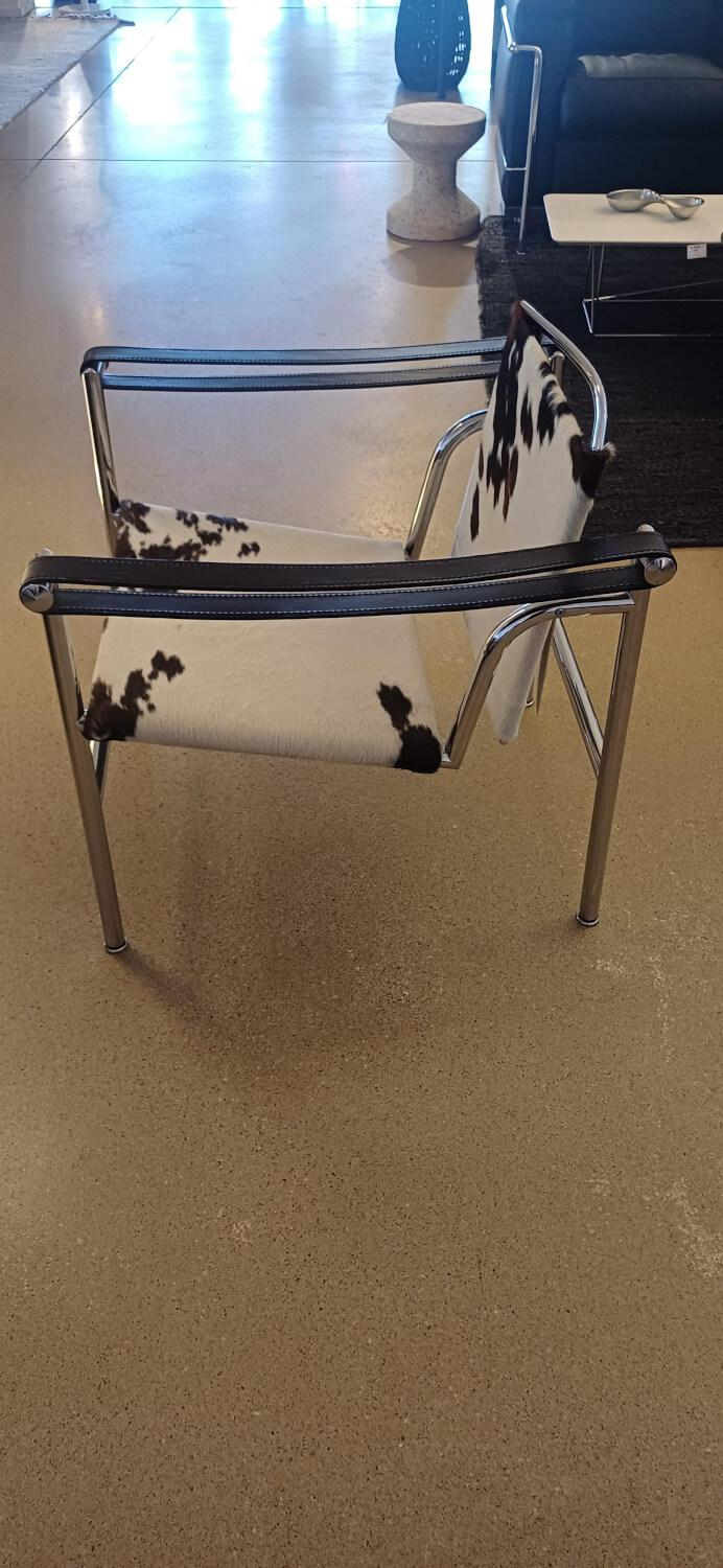 Cassina - Sessel LC1 Sitz Fell Gefleckt Schwarz Weiß Braun Armlehnen Kernleder Schwarz Gestell Stahl Verchromt - 6