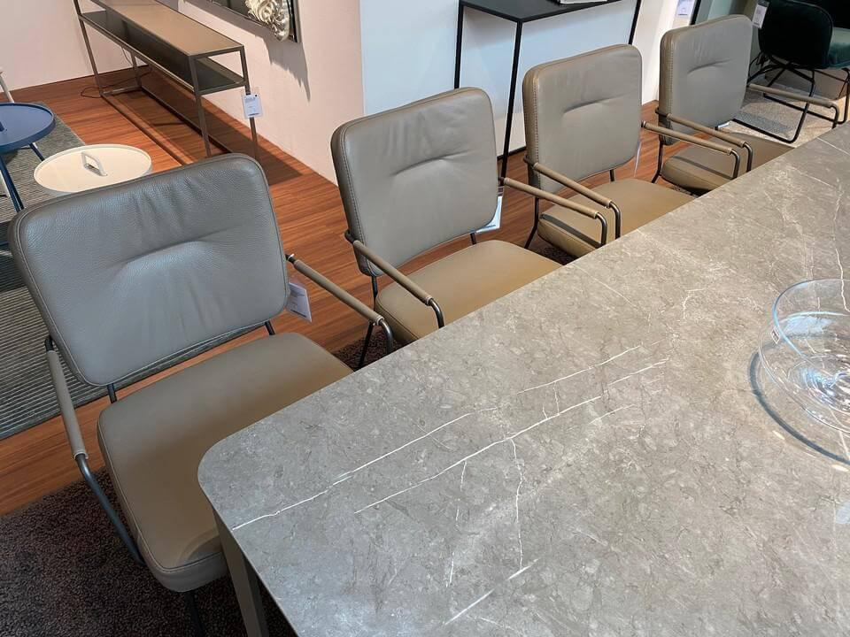 Bert Plantagie - 4-er Stuhlgruppe Kiko Plus Leder Tendens Lava 1400 Gestell Lack Anthrazit BP100 - 5