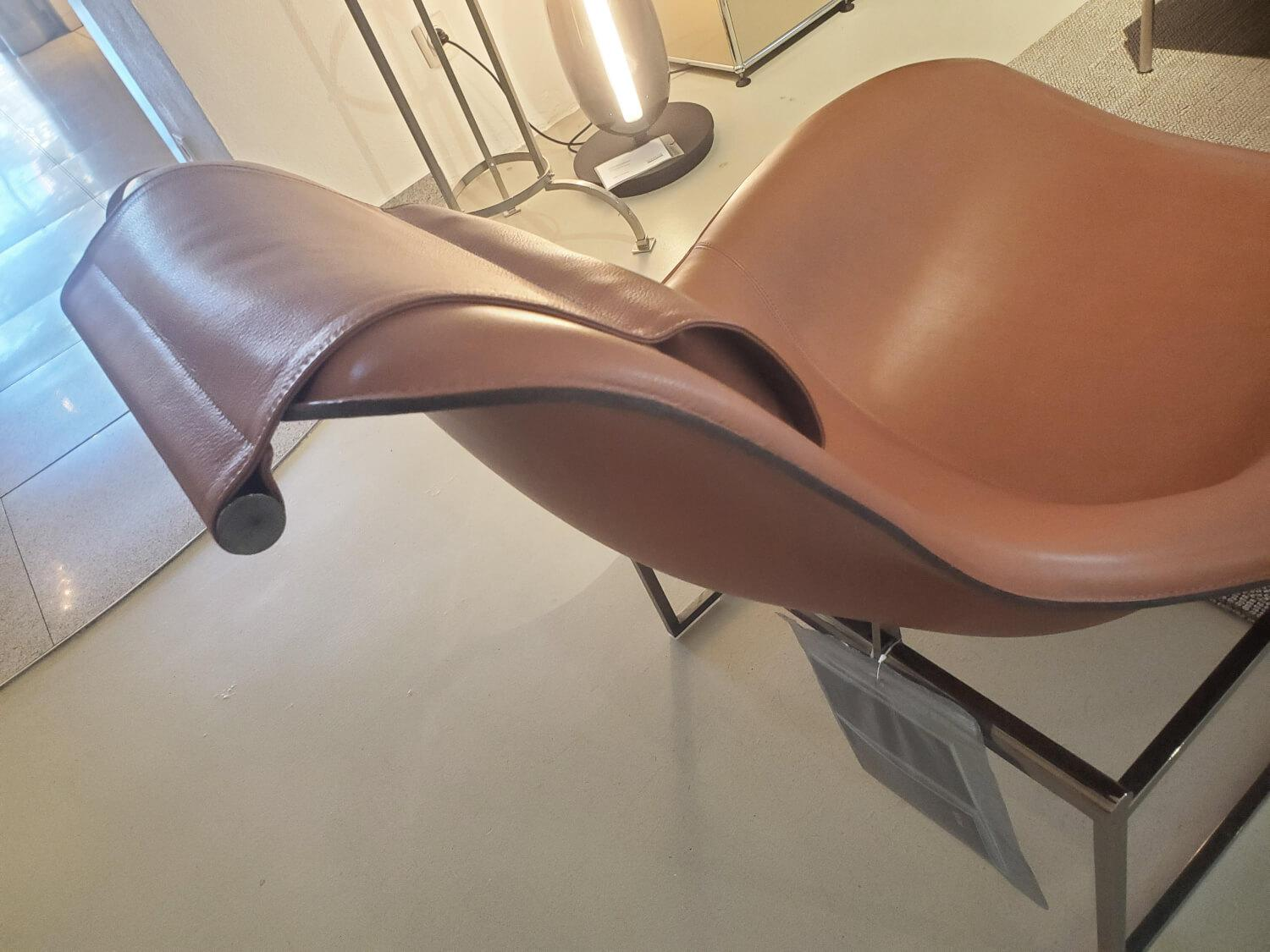 B&B Italia - Schwingsessel Mart Leder Kasia Natur KS310 Braun Gestell Stahl Schwarz Verchromt - 6