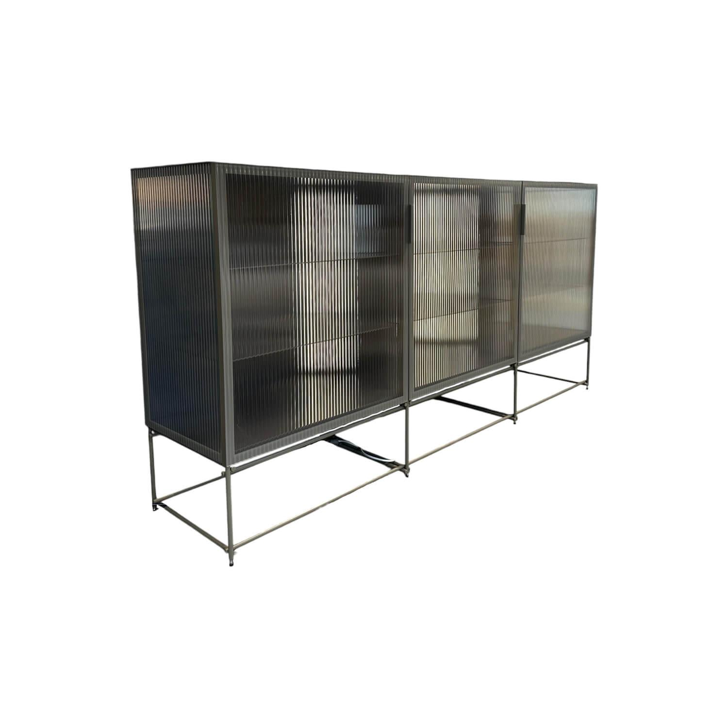 Ligne Roset - Vitrine Canaletto Front Klarglas Korpus Lack Bleigrau Inklusive LED Beleuchtung - 1