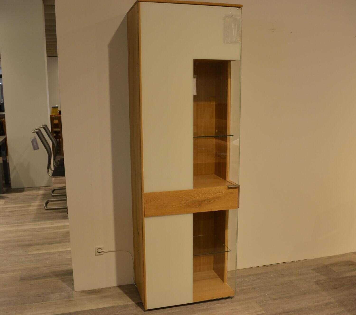 voglauer-vitrine-v-solid-echtholzfurnier-eint-C3-BCrig-mit-beleuchtung-4aeff531c3335db6db99d4097 Voglauer - Vitrine V-solid Echtholzfurnier Eintürig mit Beleuchtung - 2