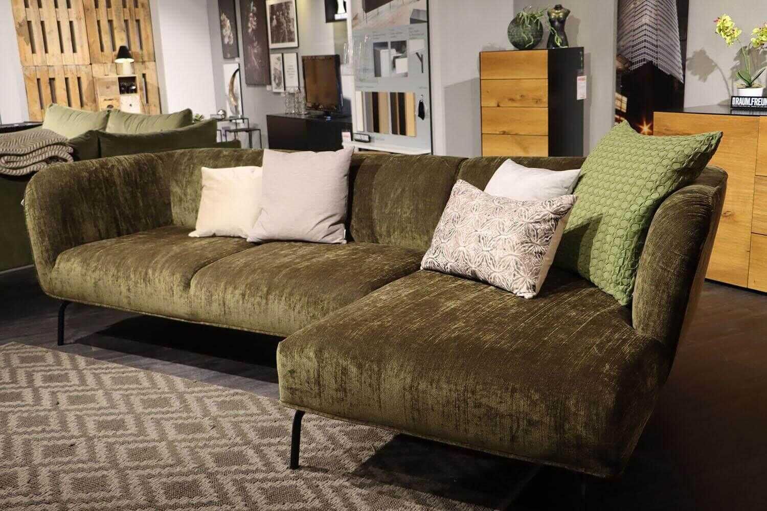raumfreunde-ecksofa-lene-stoff-atropa-khaki-metallfu-C3-9F-schwarz-52ec4486de49 Raum.Freunde - Ecksofa Lene Stoff Atropa Khaki Metallfuß Schwarz - 1