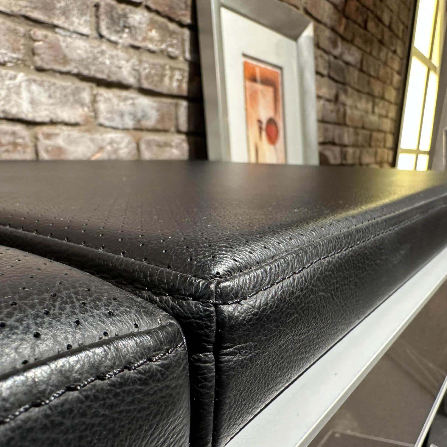 Spectral Smart Furniture - Medienmöbel Front Glas Korpus Schwarz Oberfläche Gepolstert - 9