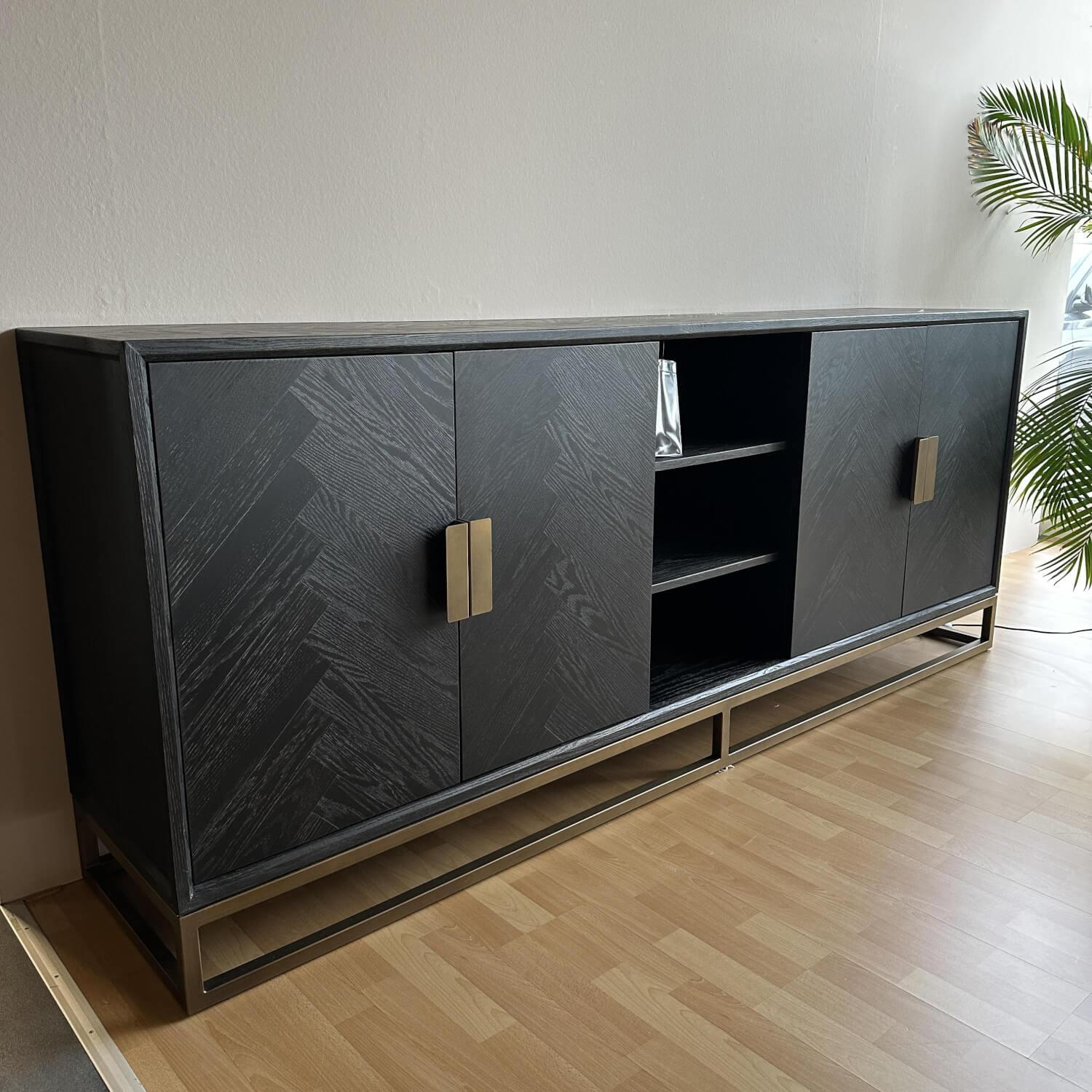 Richmond - Sideboard Blackbone Korpus Eichenfurnier Schwarz Rustikal Gestell Und Griffe Messing - 2