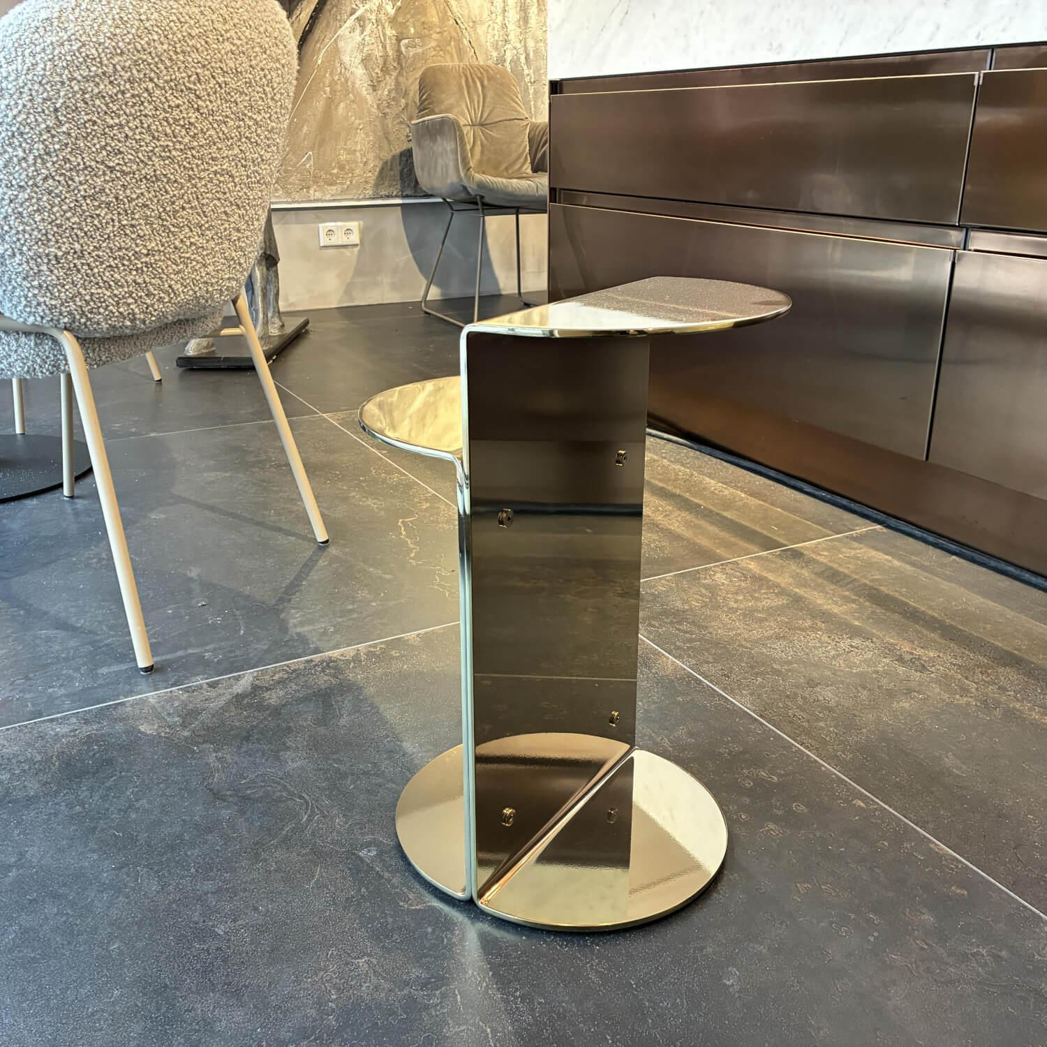 Minotti - Side table Flirt Frame Shiny stainless steel Gold 2 Curved metal tops - 5
