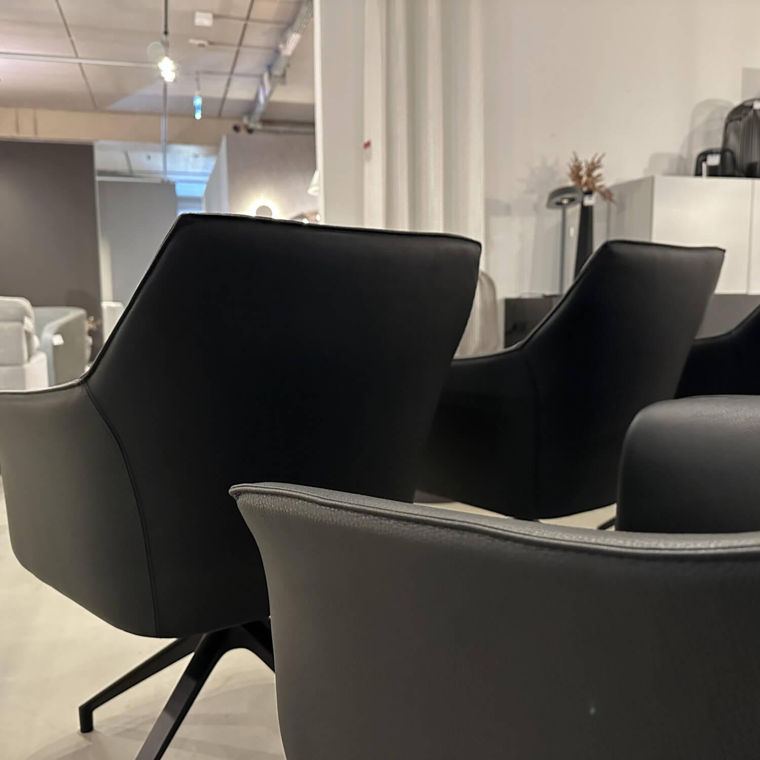 Leolux - 6er-Set Armlehnstuhl Mara Cruz Leder Senso 1000 Schwarz Gestell Metall Epoxy Granite Anthrazit Matt - 11
