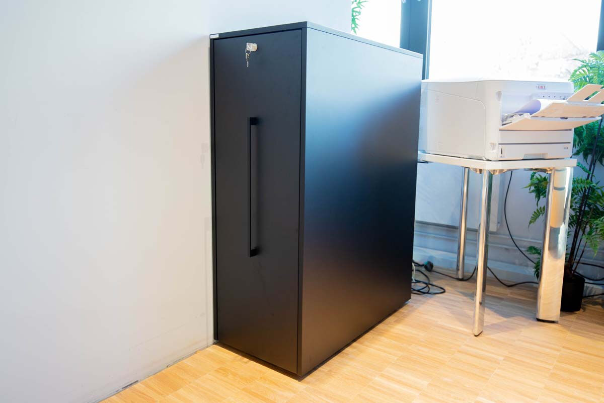Palmberg - Bürocontainer Orga-Plus Vulkanschwarz mit Frontauszug - 1
