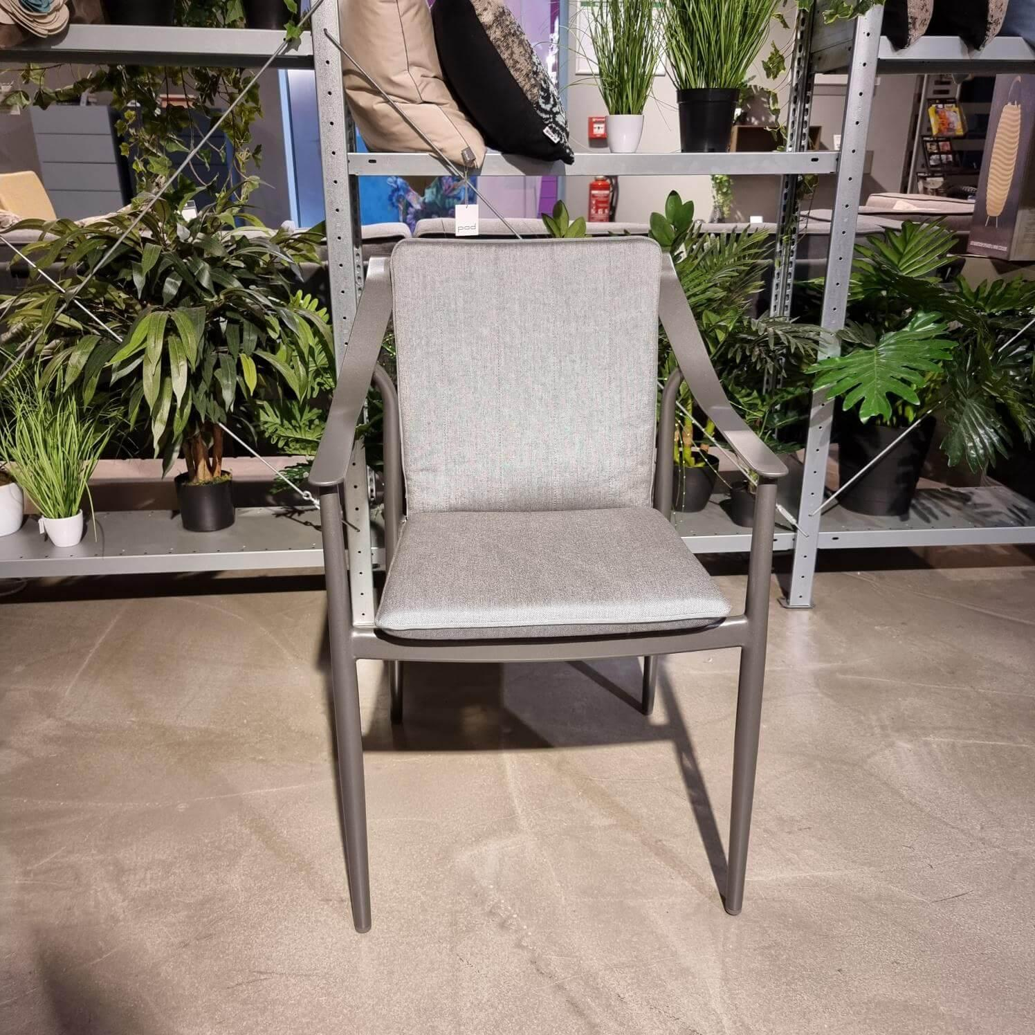 Stern - Set of 4 chairs Vanda fabric silk grey frame aluminum anthracite - 3