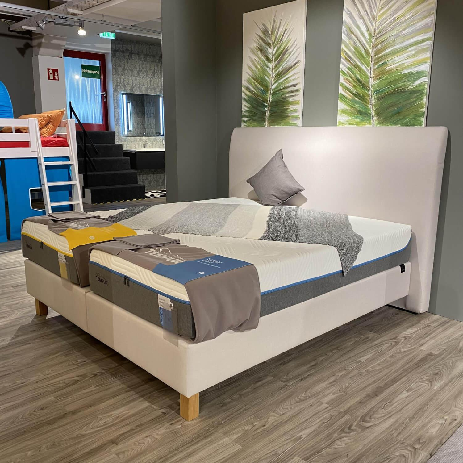 Tempur - Boxspringbett Flat Stoff White 9130 Weiß Eiche mit 2 Matratzen - 9