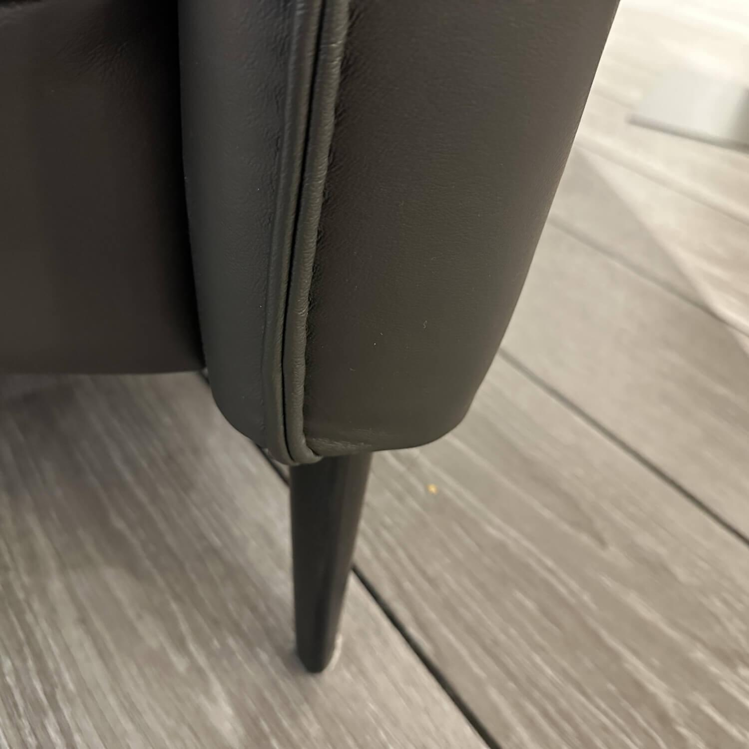 Hukla - Sofa Mondo Mirum Leder Vivre Anthrazit Füße Aluminium Schwarz - 2