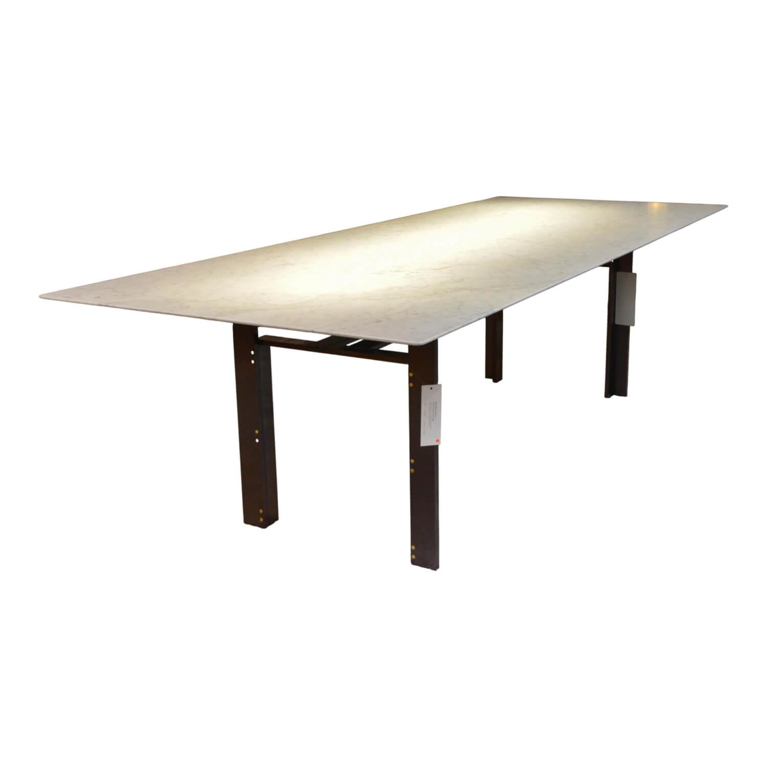 Cassina - Esstisch Doge W01 37 Marmor Carrara Weiß Gestell Aluminium Grau - 1