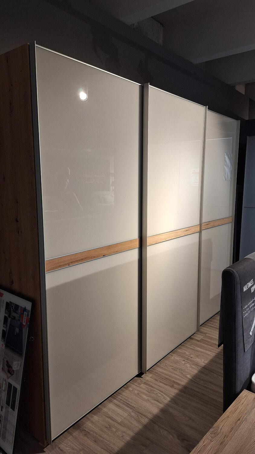 Nolte - Schwebetürenschrank Marcato Front Glas Seidengrau Matt Korpus Platin Eiche Nachbildun - 4