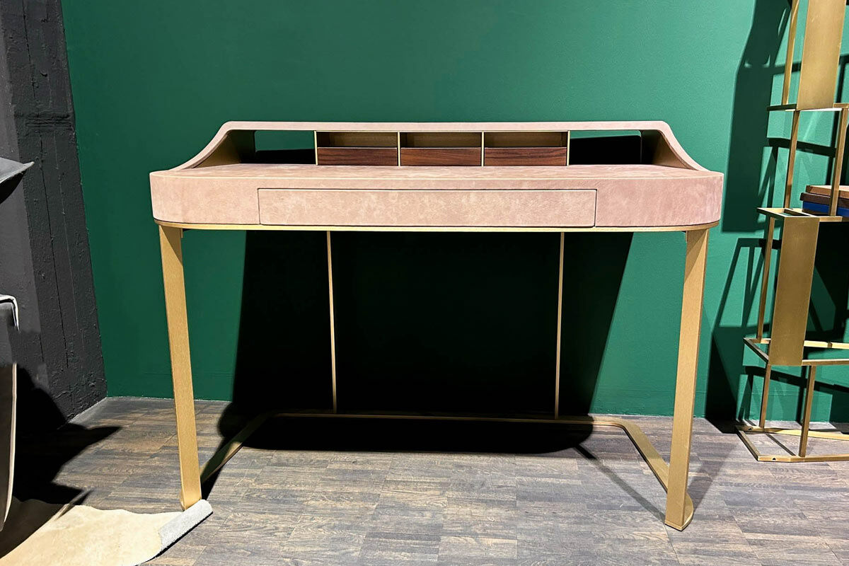 Baxter - Schreibtisch Yves Tischplatte MDF Leder Kashmir Hell Rose Gestell Messing Matt - 5