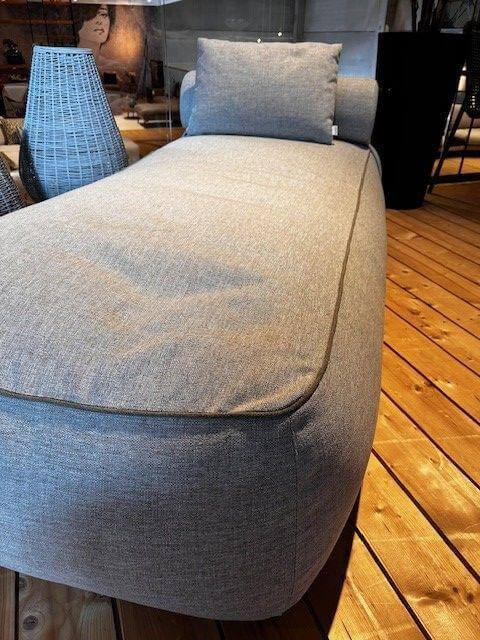 Weishäupl - Outdoor Daybett Lounge Stoff Peppel Grau mit Nackenrolle und Kissen - 3