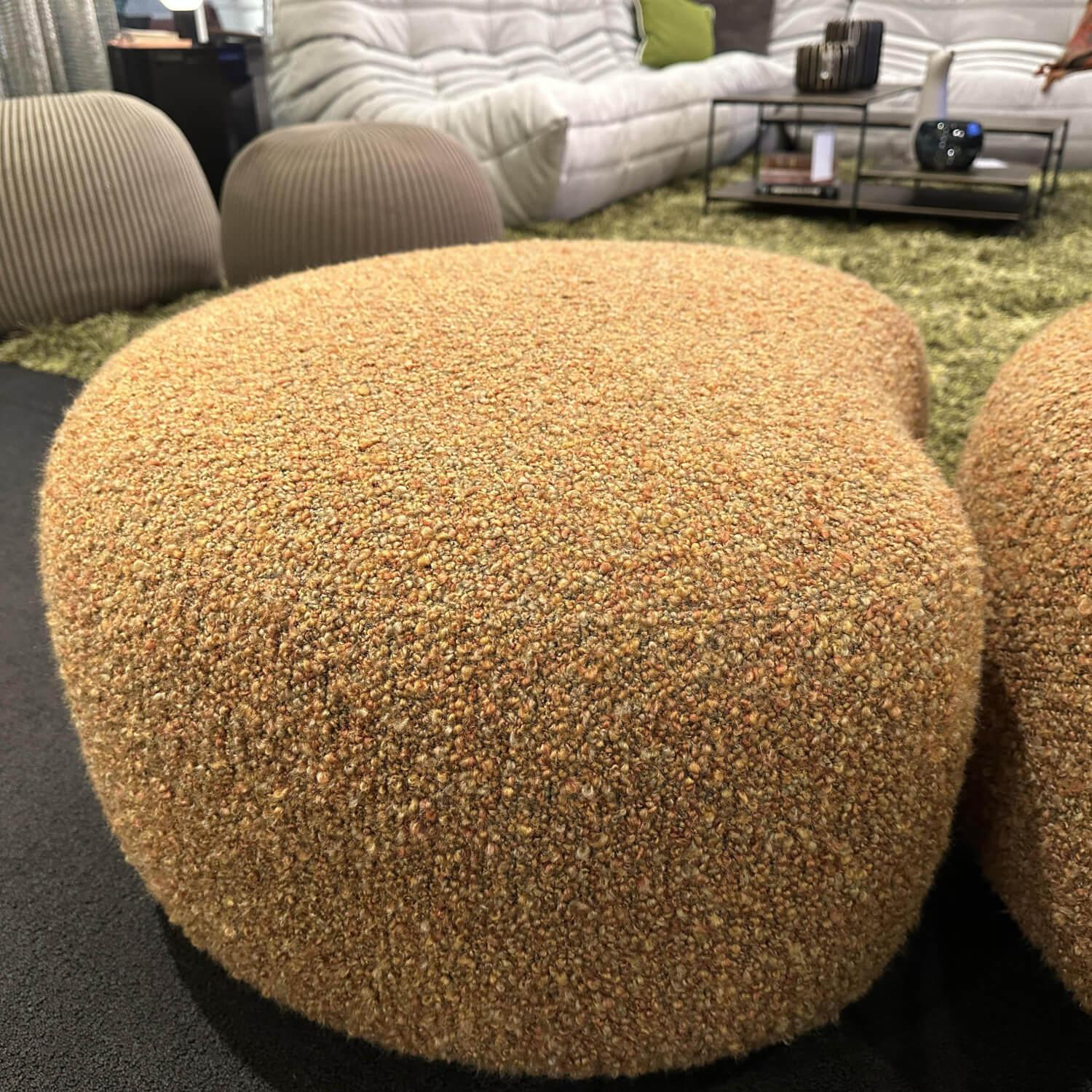 KFF - Sessel Gaia Divano Piccolo Stoff Jab Fluffy JA 2096 Braun Beige Drehgestell Metall Inklusive Hocker Und Kissen - 4