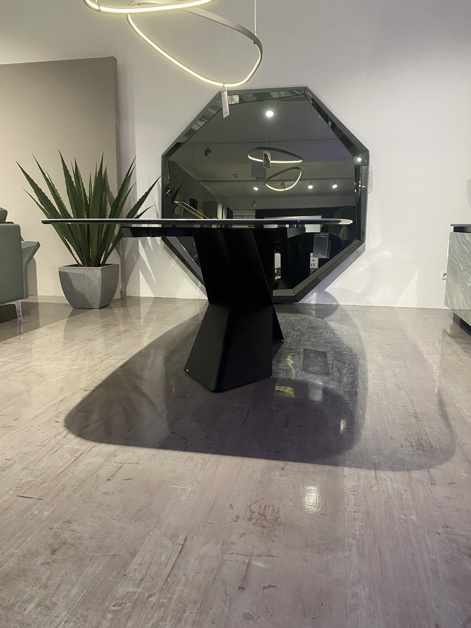 Cattelan Italia - Esstisch Tyron Tischplatte Keramik KM 16 Kaindy Fuß Metall Schwarz - 2