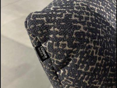 Hülsta - Sofa hs.460 Stoff 08274 Schwarz-Blau Füße Aluminium - 4