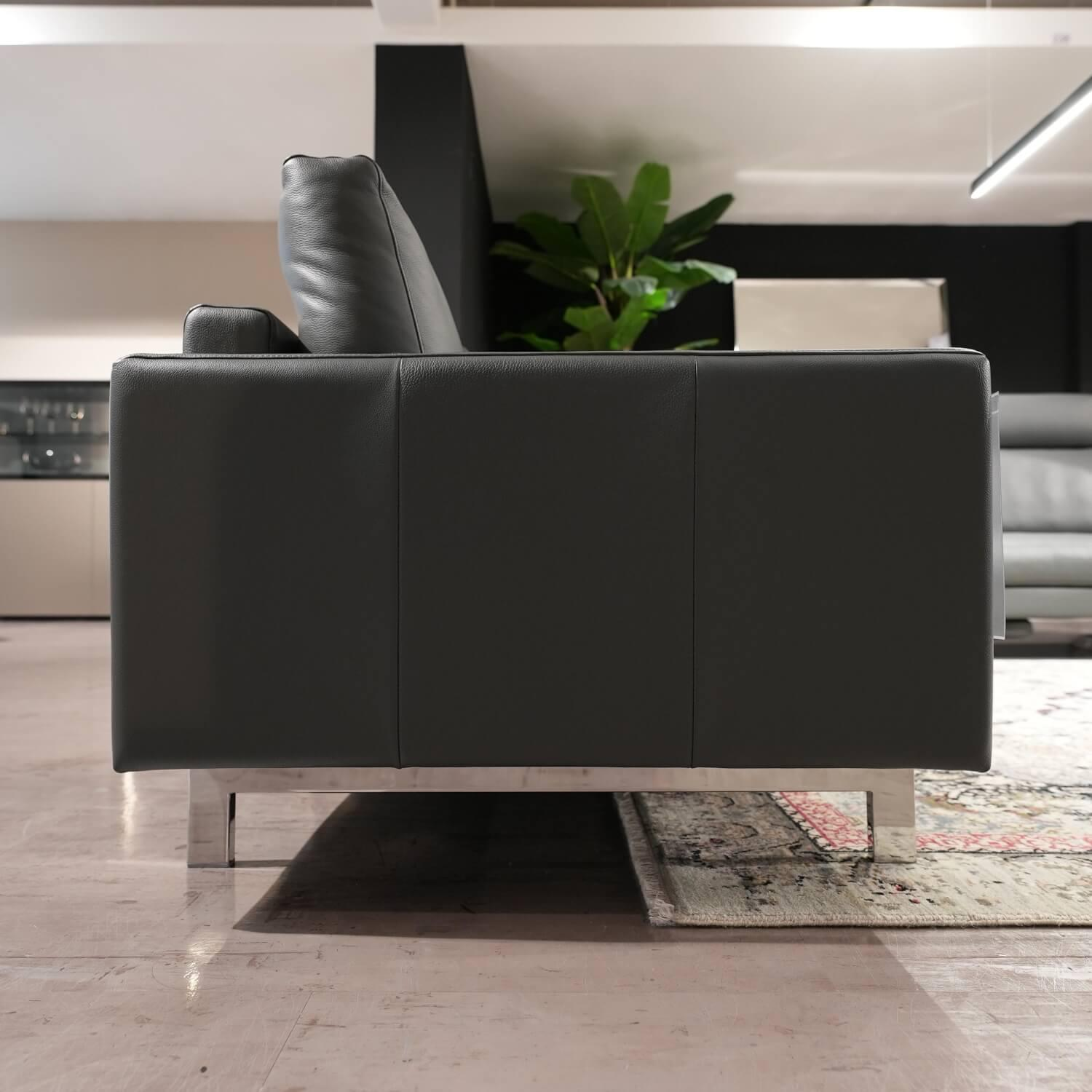 Sofa VIDA 168 Bezug Leder 60.508 Grau Comfort Lounge Fuß Spange Glanzchrom