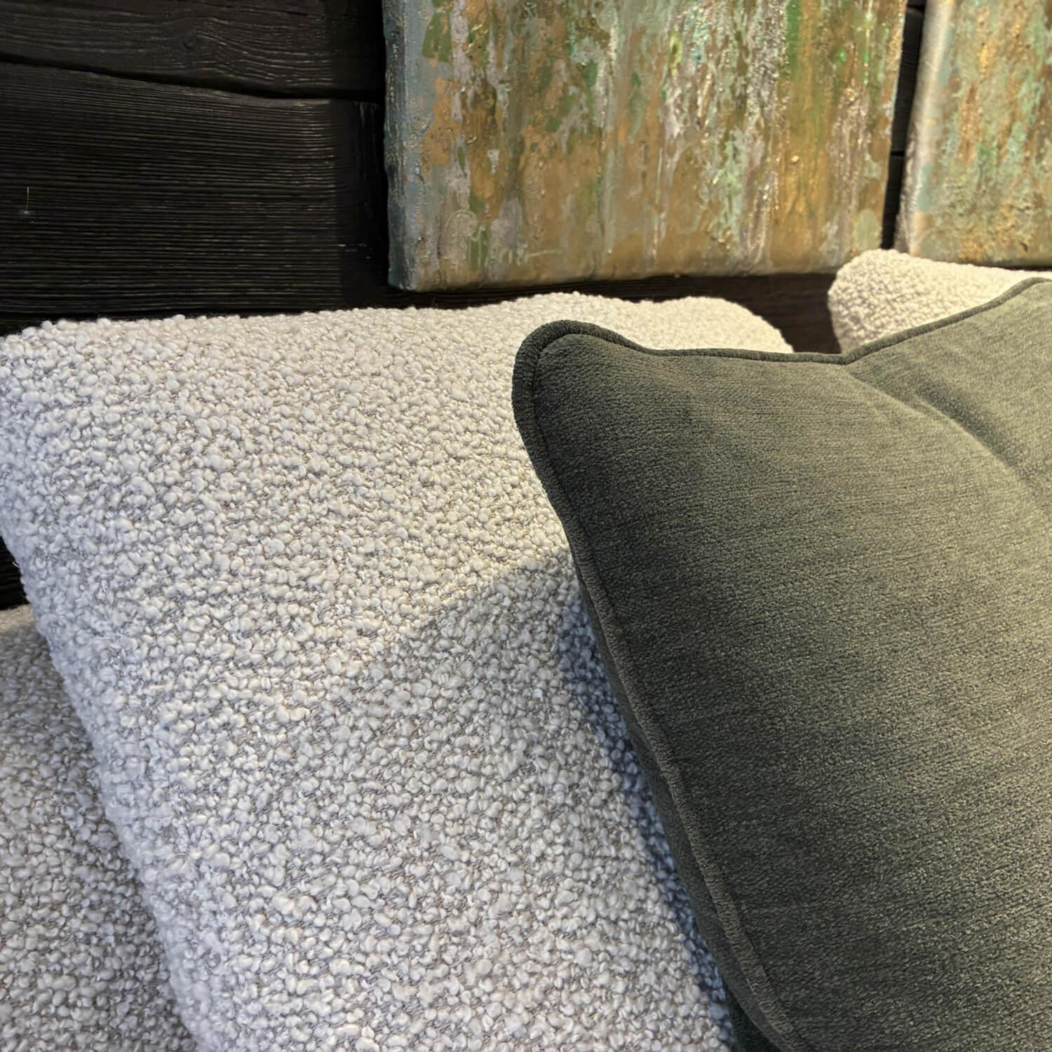 Minotti - Sofa Yves Wave Stoff Orion Sabbia Sand Beige Gestell Metall Black Coffee Braun Inkl. Hocker - 5