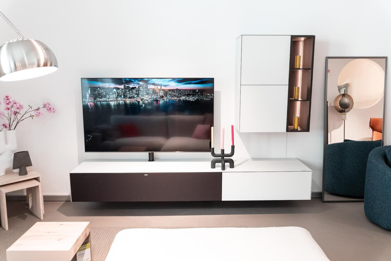 Spectral Smart Furniture - Wohnwand Ameno Side 1 Colour Glas Snow Weiß Akzente Oak Smoked mit TV-Halterung - 4