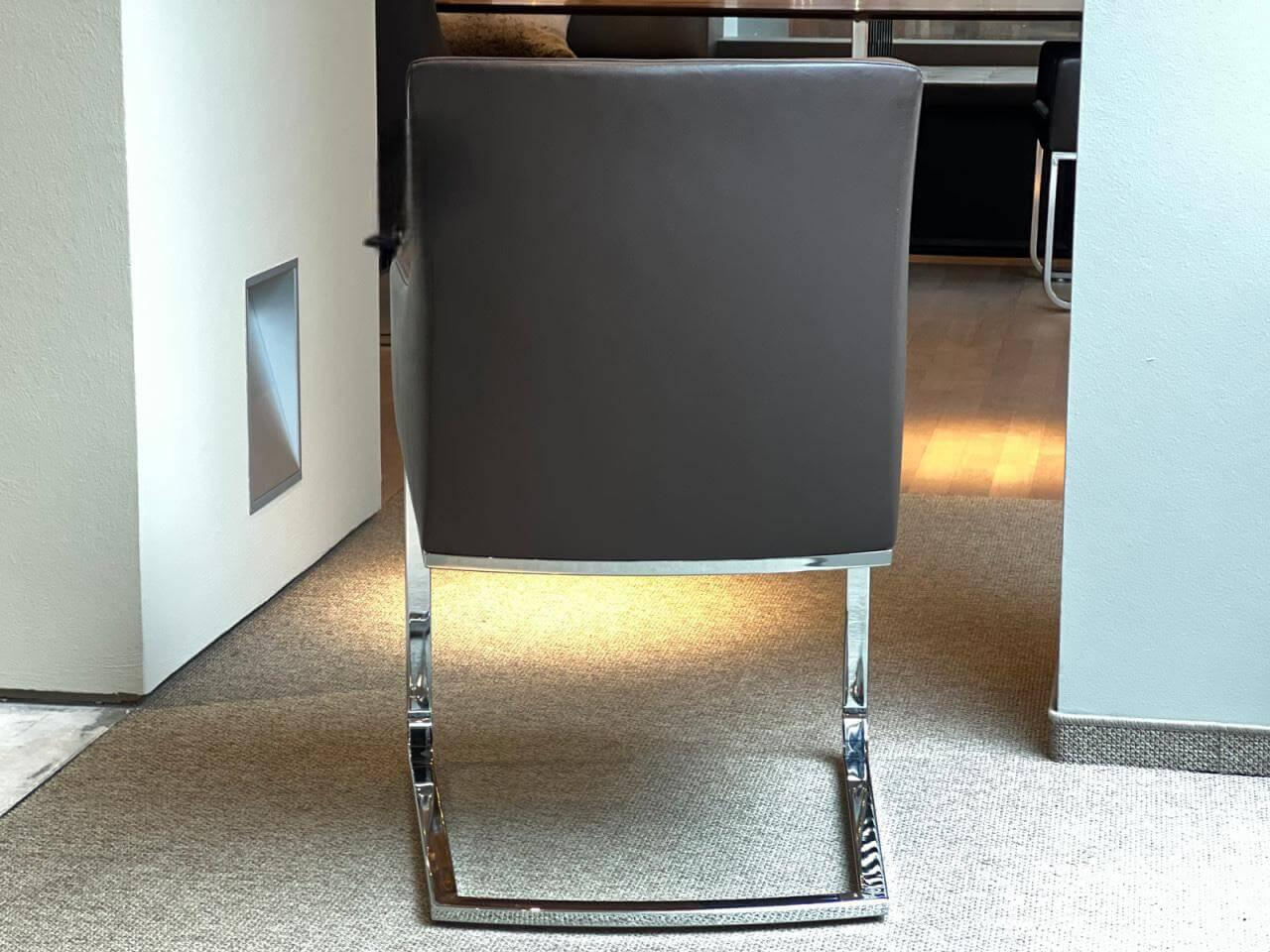 Bielefelder Werkstätten - 4er Set Armlehnstuhl Leona Leder Prestige Dunkelbraun Untergestell Chrom Glänzend - 6