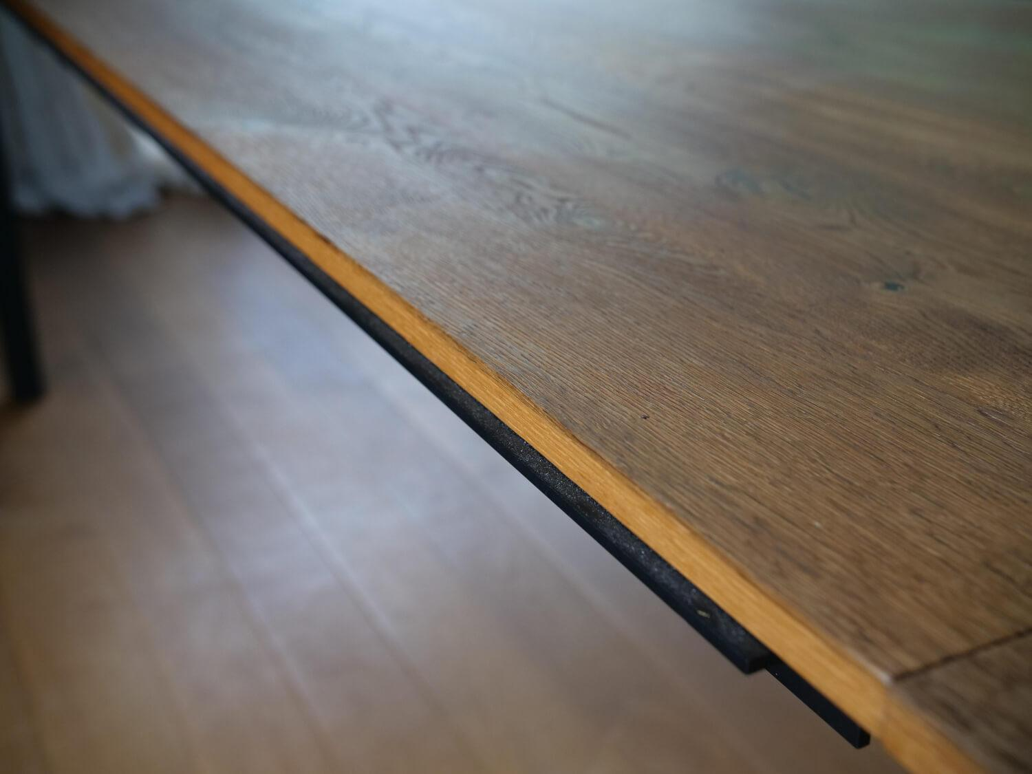 Janua - Esstisch S600 Eiche Geräuchert Natur Geölt Gestell RAL 9005 Tiefschwarz Pulverbeschichtet Ausziehbar - 8