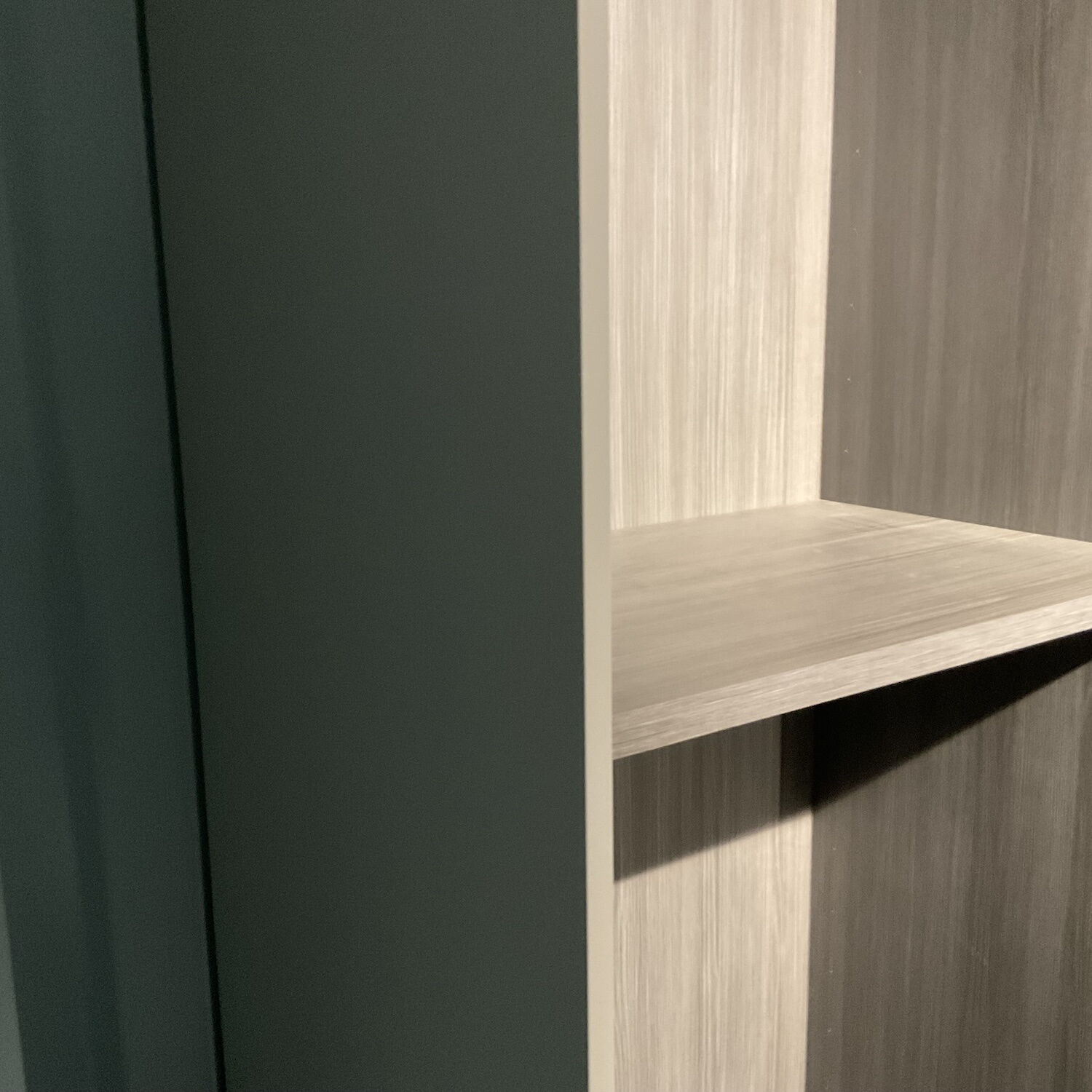 Kettnaker - Kleiderschrank Grip Lack Matt Lichtgrau Innen Eiche Melamin Anthrazit - 9