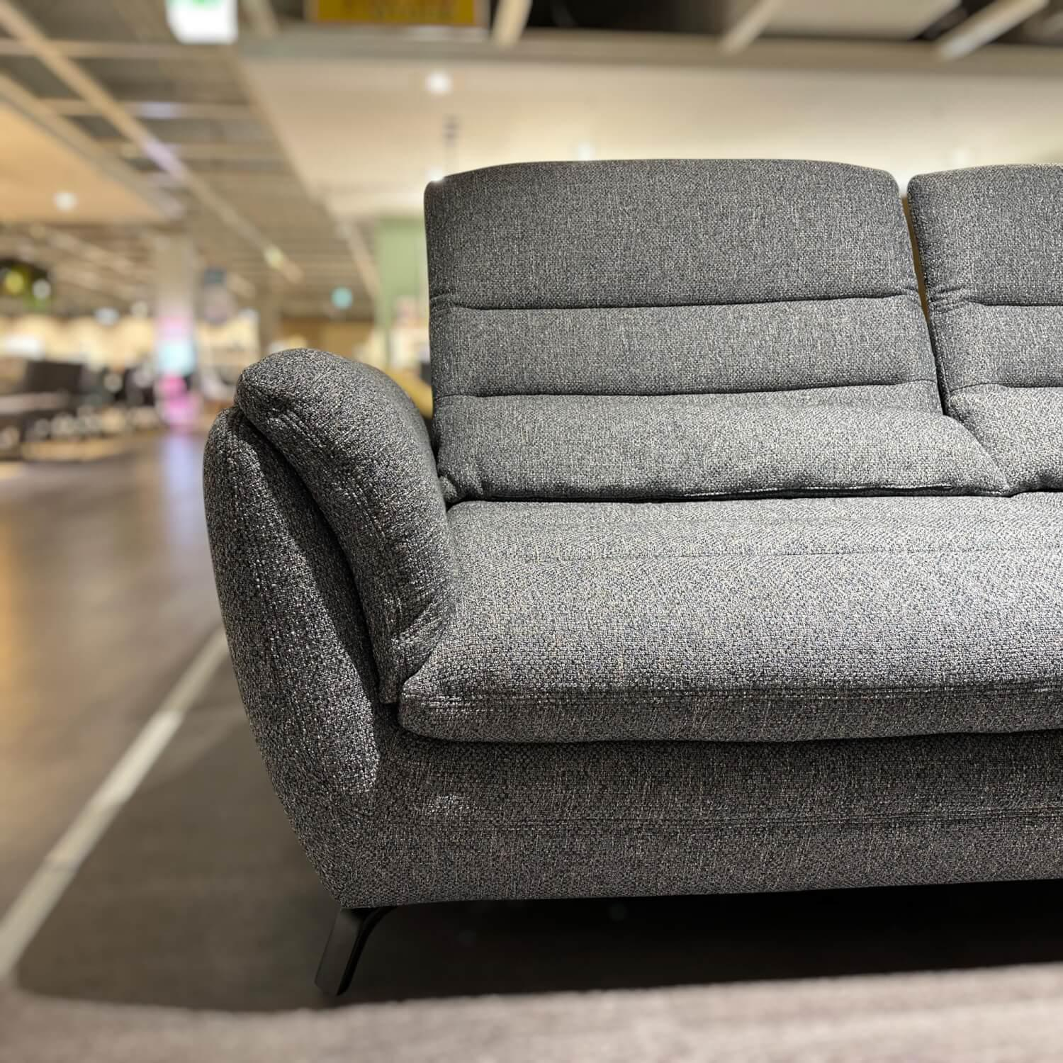 Poco - Sofa Mega Liv'in Stresa Stoff Jazz 45 Grey Grau Füße Metall Schwarz Matt Inklusive Kissen Und Kopfteilverstellung - 2