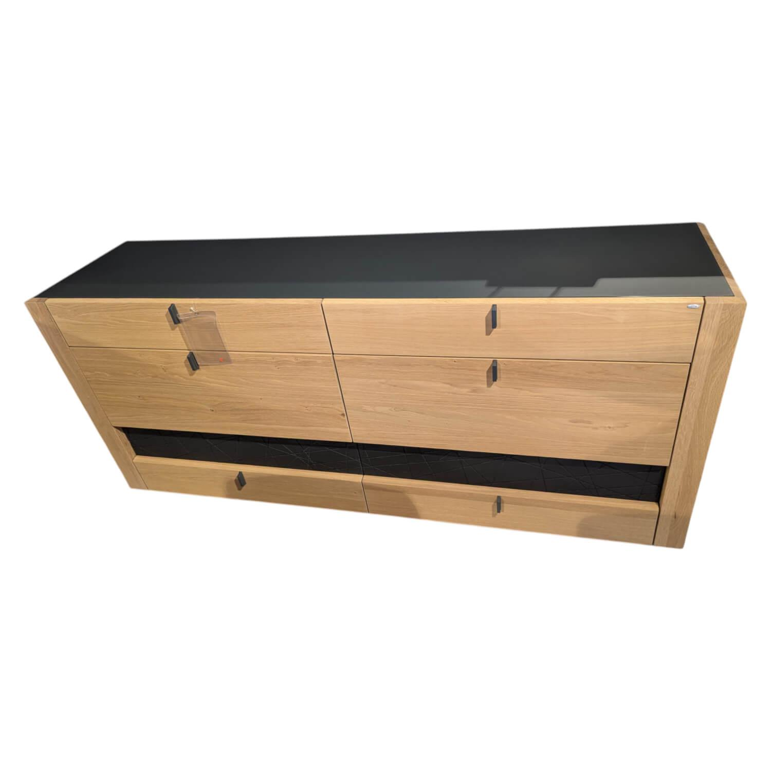 Voglauer - Sideboard V-Aura Eiche Geölt Akzent Lärche Schwarz mit LED-Beleuchtung - 1