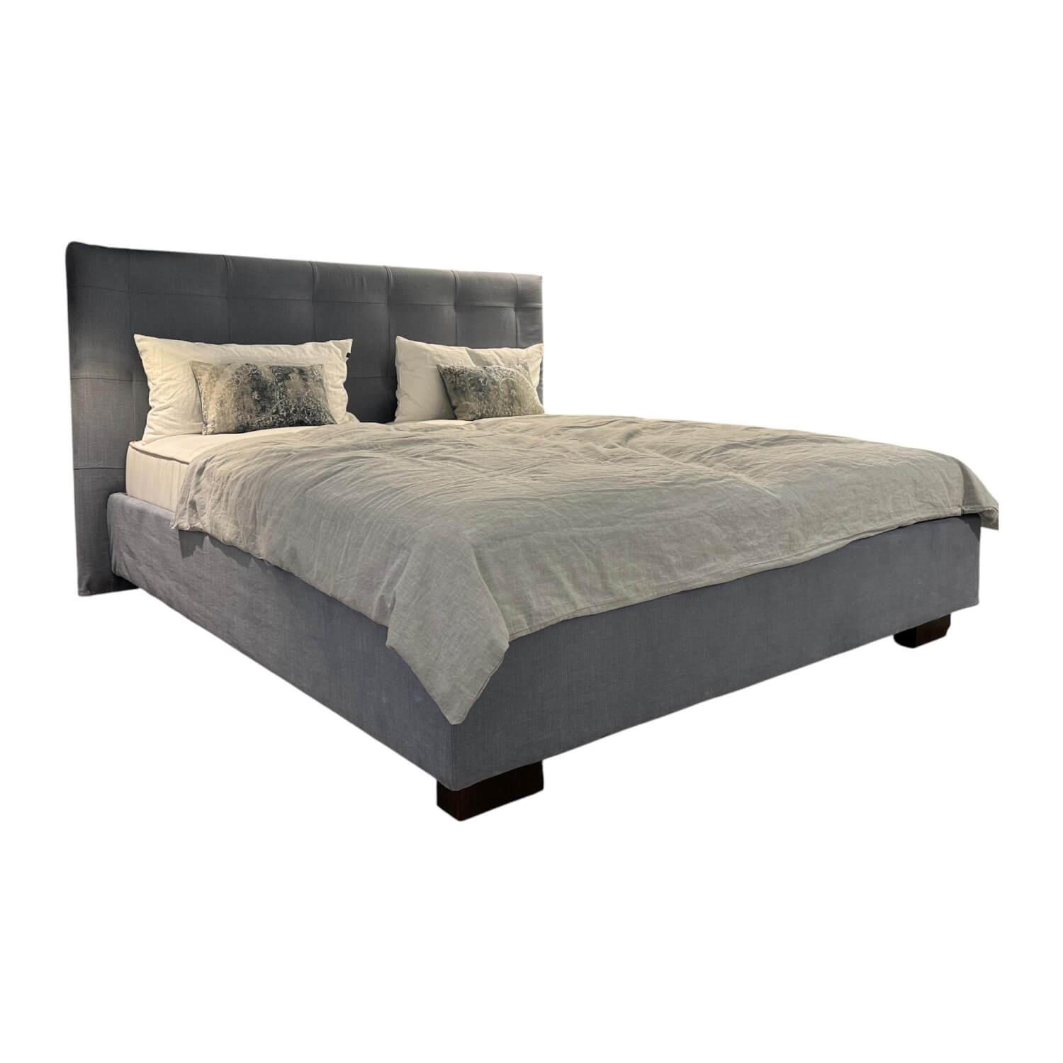 Schramm - Boxspringbett Gala Rahmen 28M 3B Stoff Nils 440 Sky Grau Blau Kopfteil Quadro  Füße Eiche Wenge Inklusive 2 Matratzen Emotion - 1