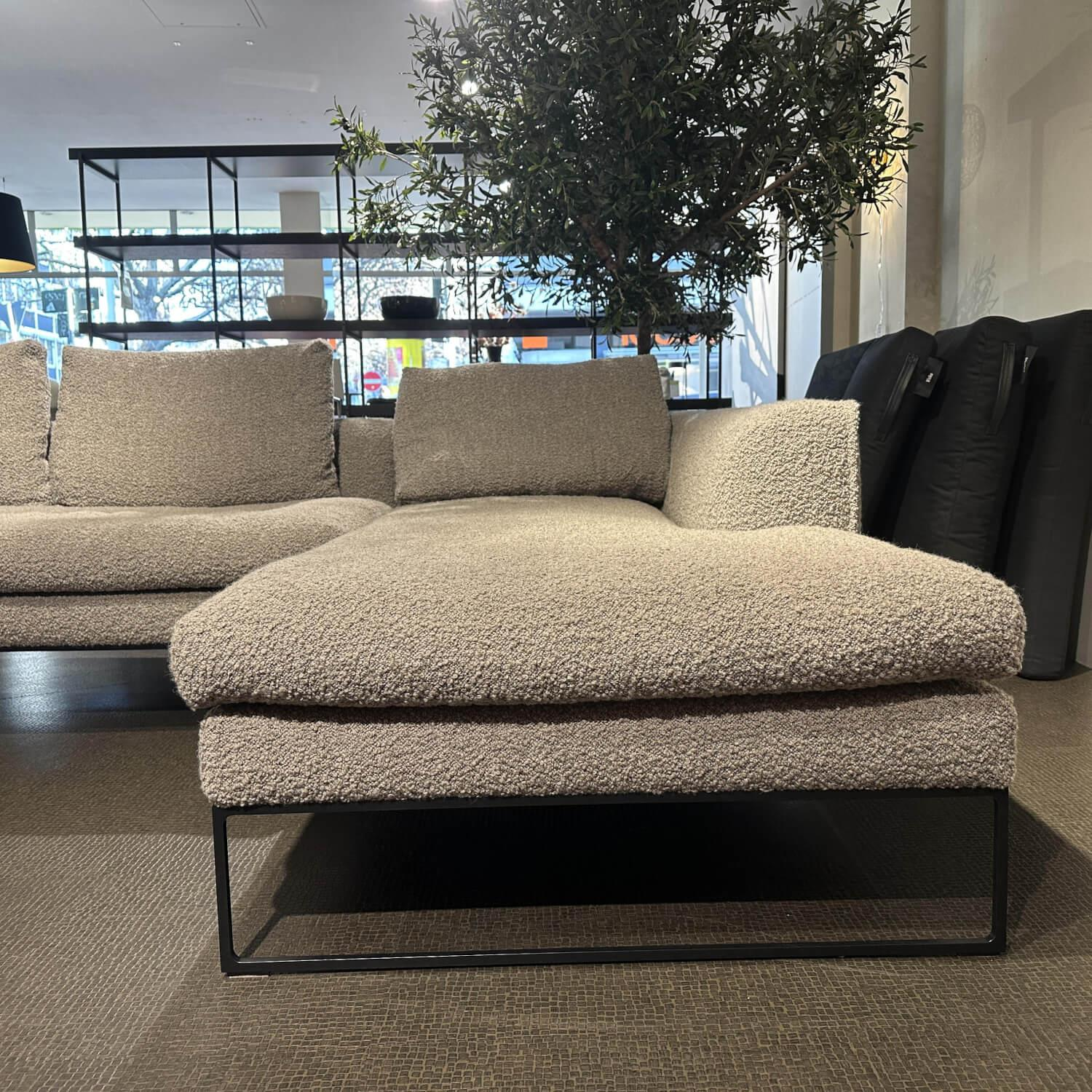 COR - Ecksofa 148010 Mell Lounge Stoff 14002 Hellgrau Grau Metallgestell Schwarz Mit Rückenkissen - 3