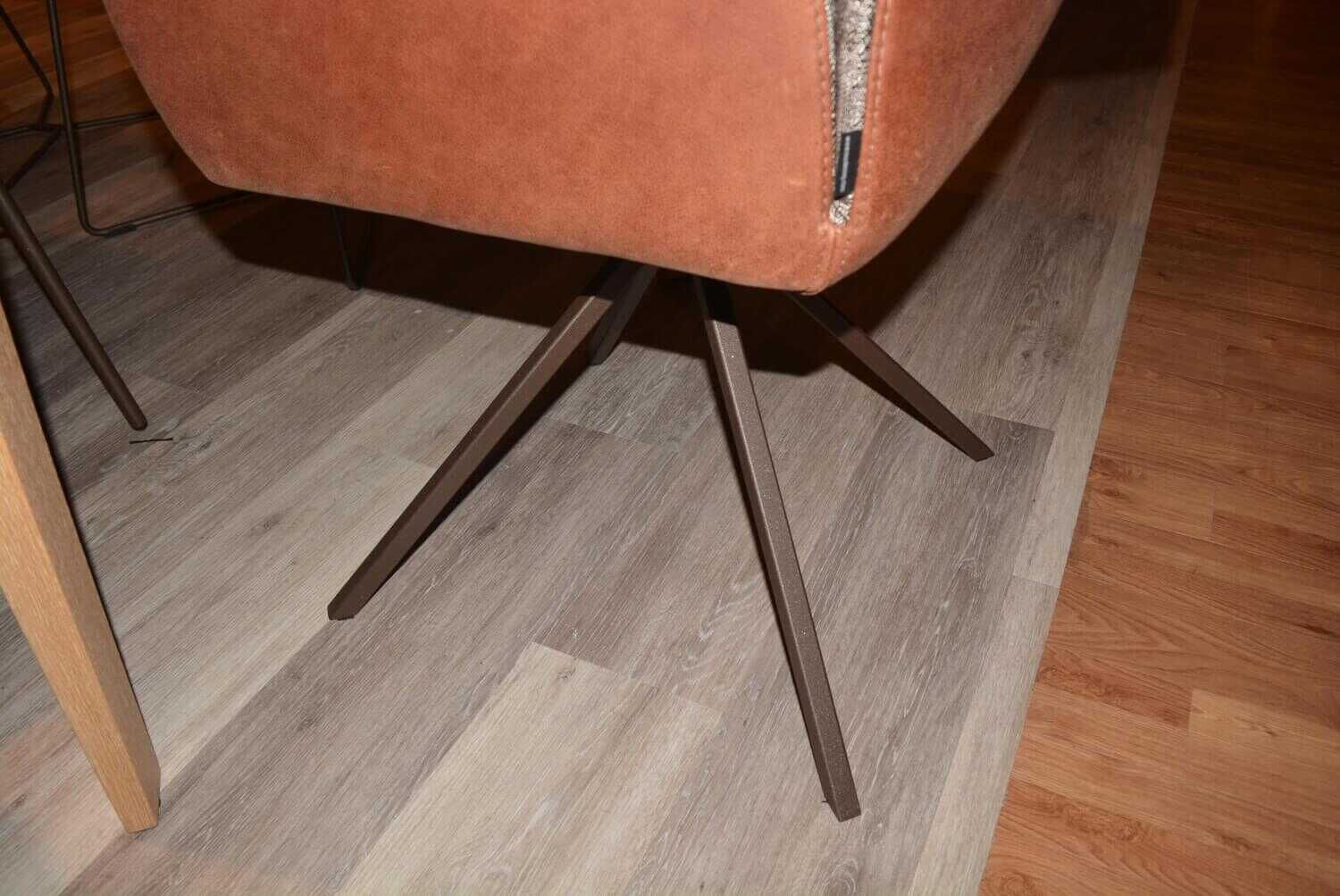 Essgruppe Nando MR Tisch Asteiche Natur mit 6 Stühlen Echtleder Braun Stoff Grau