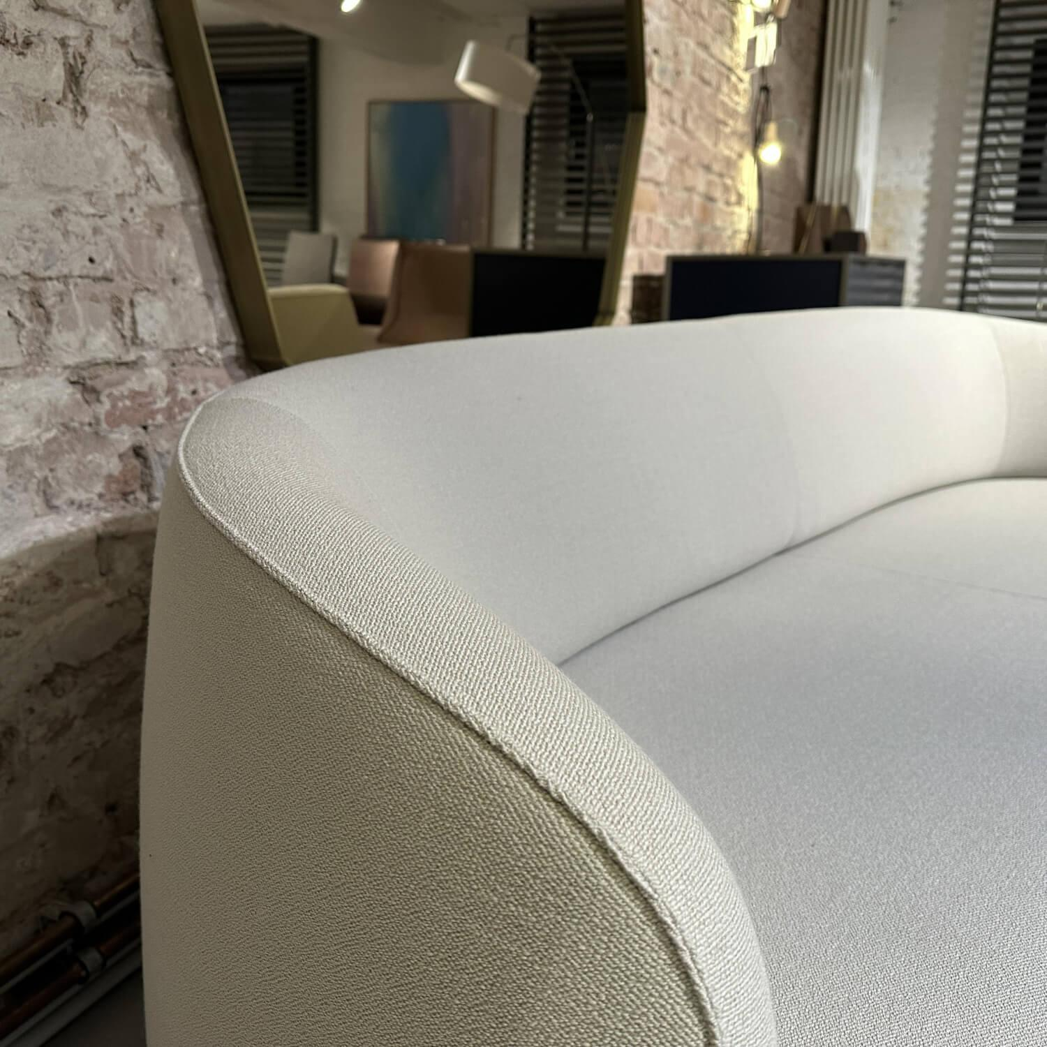 Ligne Roset - Sofa Taru Stoff Vidar Silice Beige Gestell Stahlrohr Inklusive Hocker - 2