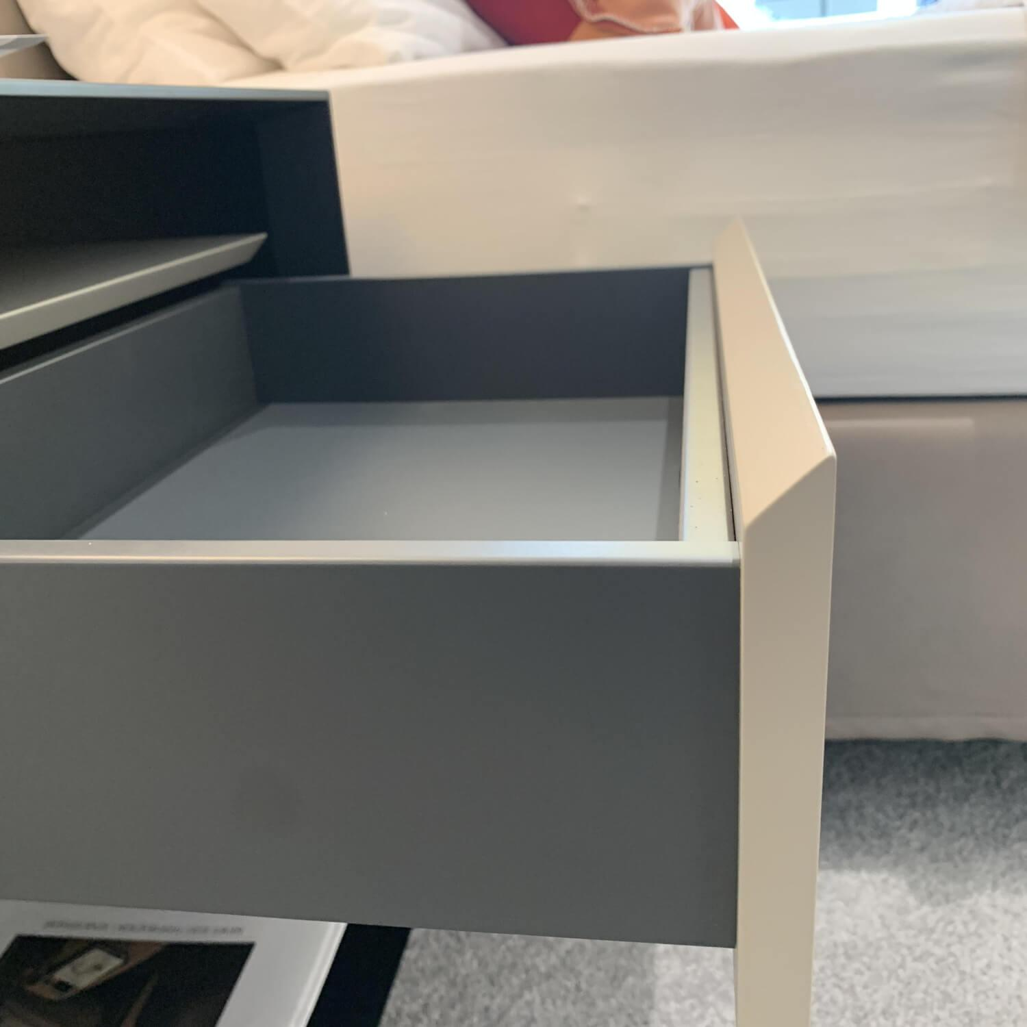 Möller Design - Boxspringbett Bohemian C Leder Acacia Grau mit Matratze Paisley P5 - 9