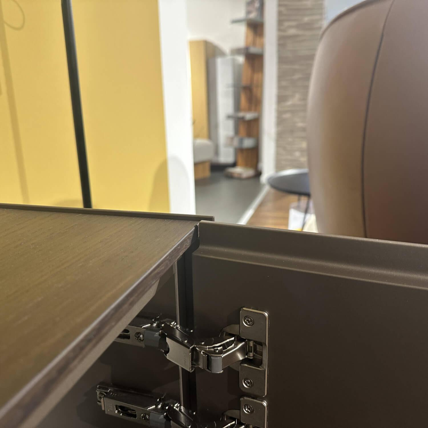 Interlübke - Hanging sideboard Cubus Light lacquer M10 bronze metallic gray Including showcase lighting - 4