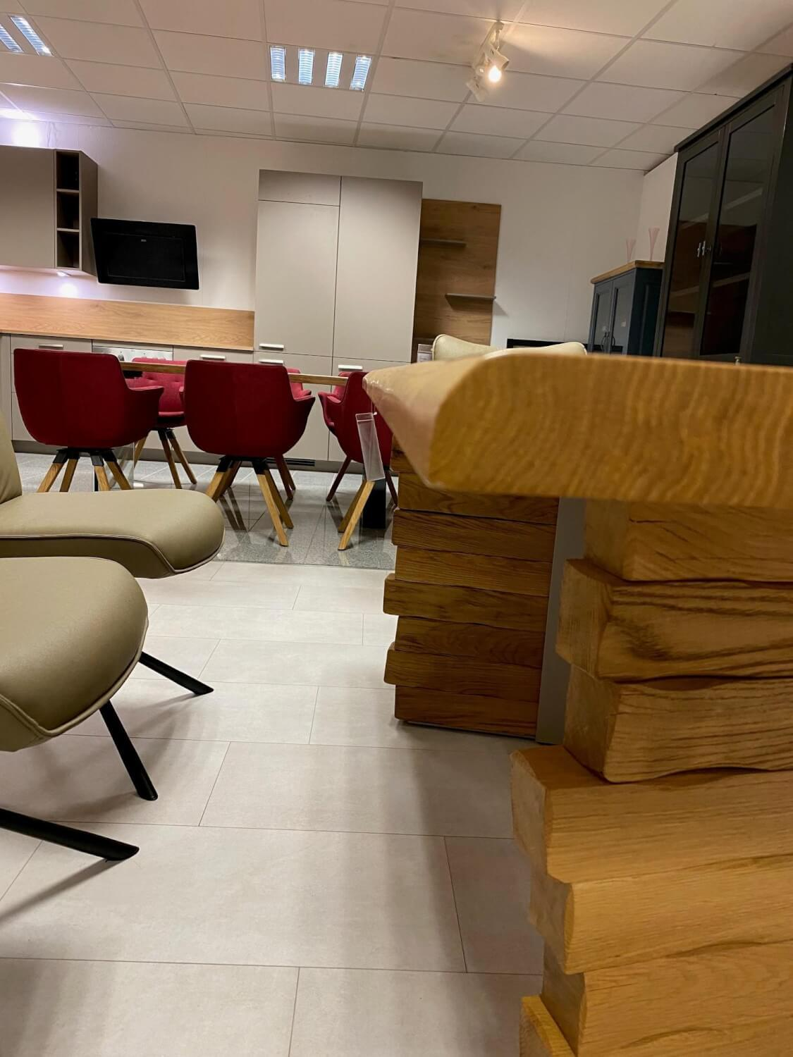 Henke - Esstisch Modell 830 Wildeiche Massiv Matt Wangen Nickelfarbig Gepulvert - 6