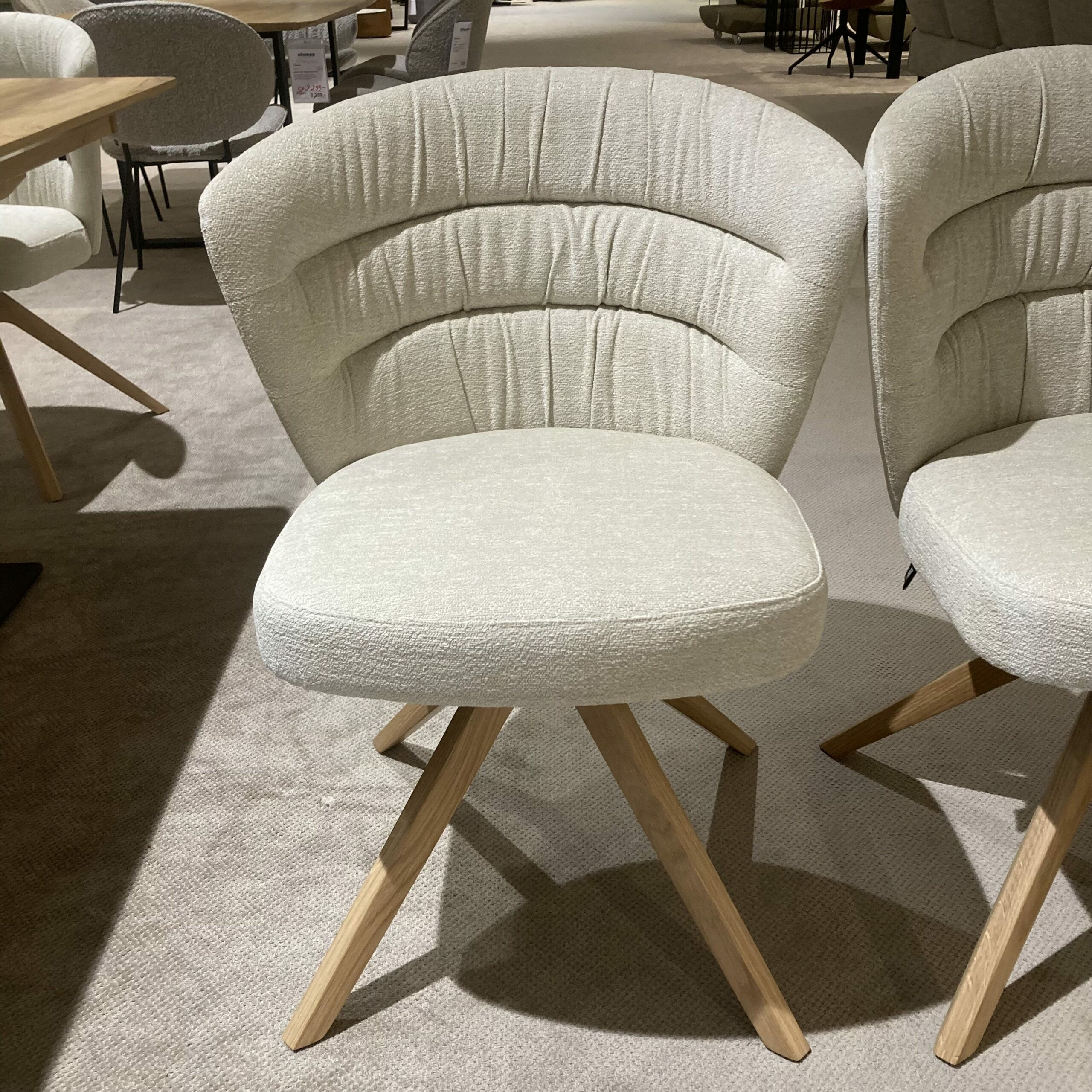 Venjakob - 6er-Set Drehstuhl Capri Stoff Funchal Beige Gestell Wildeiche Hell Gölt - 2