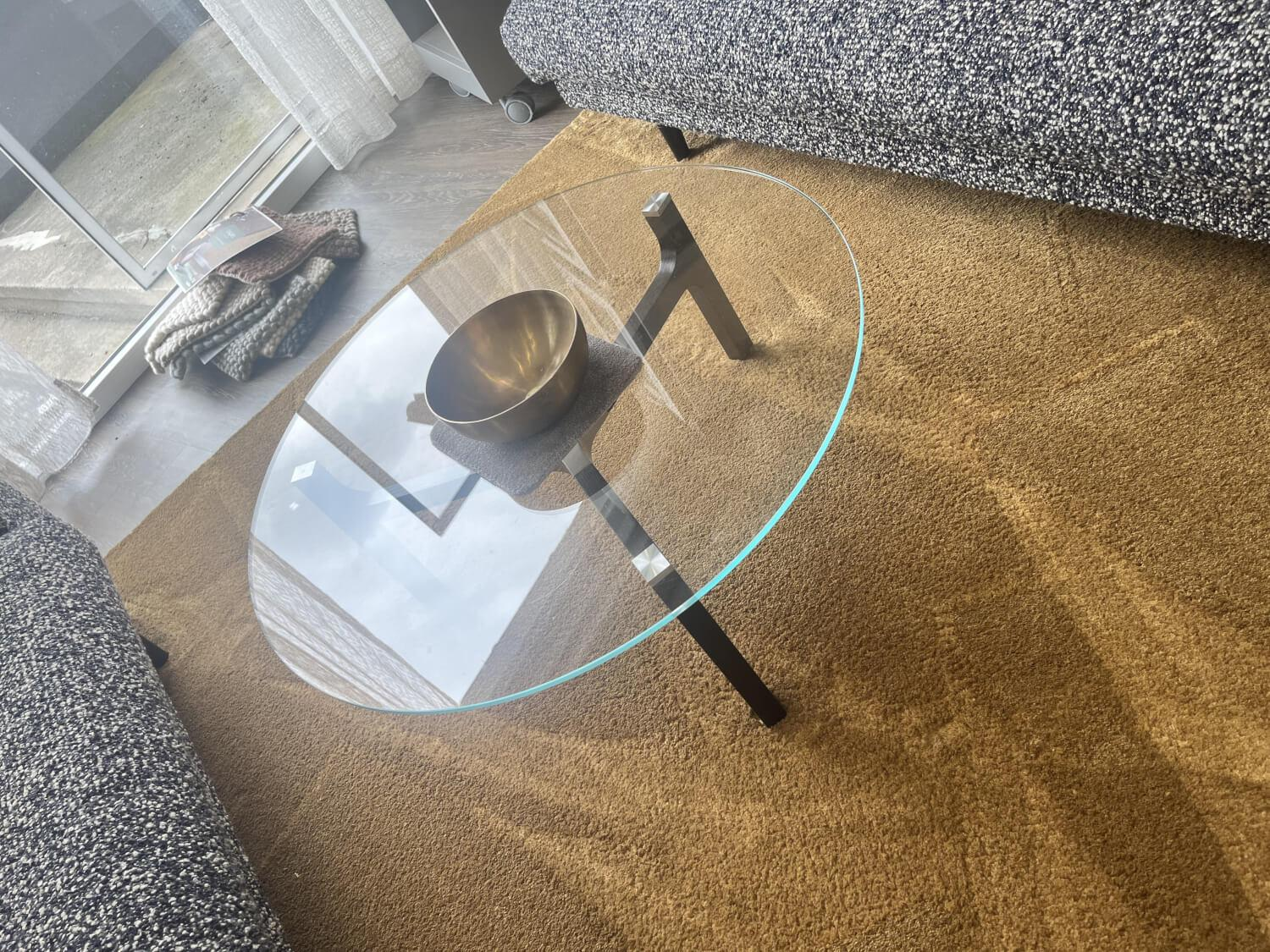 Bielefelder Werkstätten - Couchtisch Porto 90 Platte Glas Optiwhite Gestell Esche Furniert Wengefarbig Gebeizt Auflage Edelstahloptik - 5