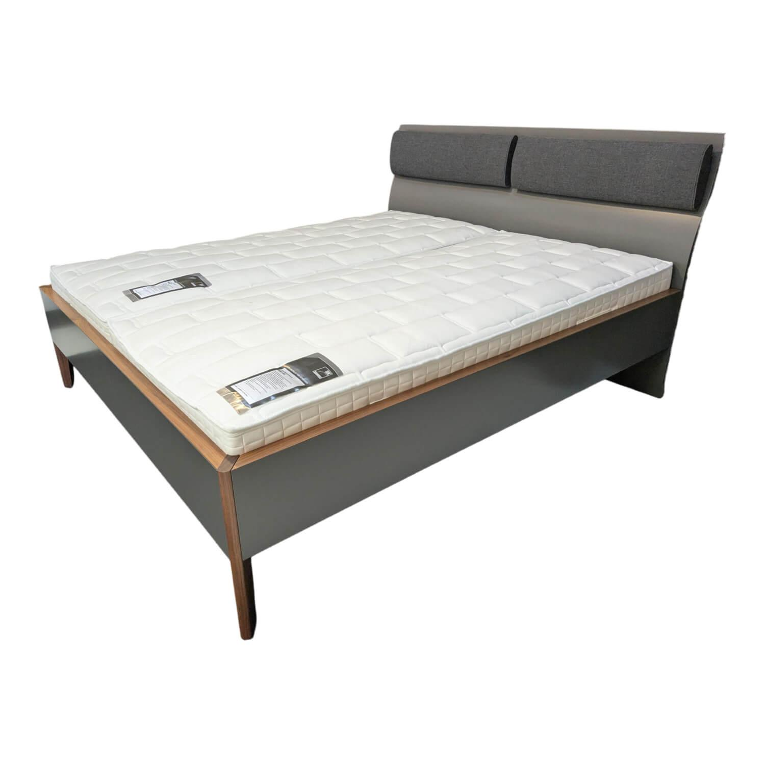 WK Wohnen - Polsterbett Lugano Glattlack Quarz Nussbaum Natur ohne Lattenroste ohne Matratzen - 1