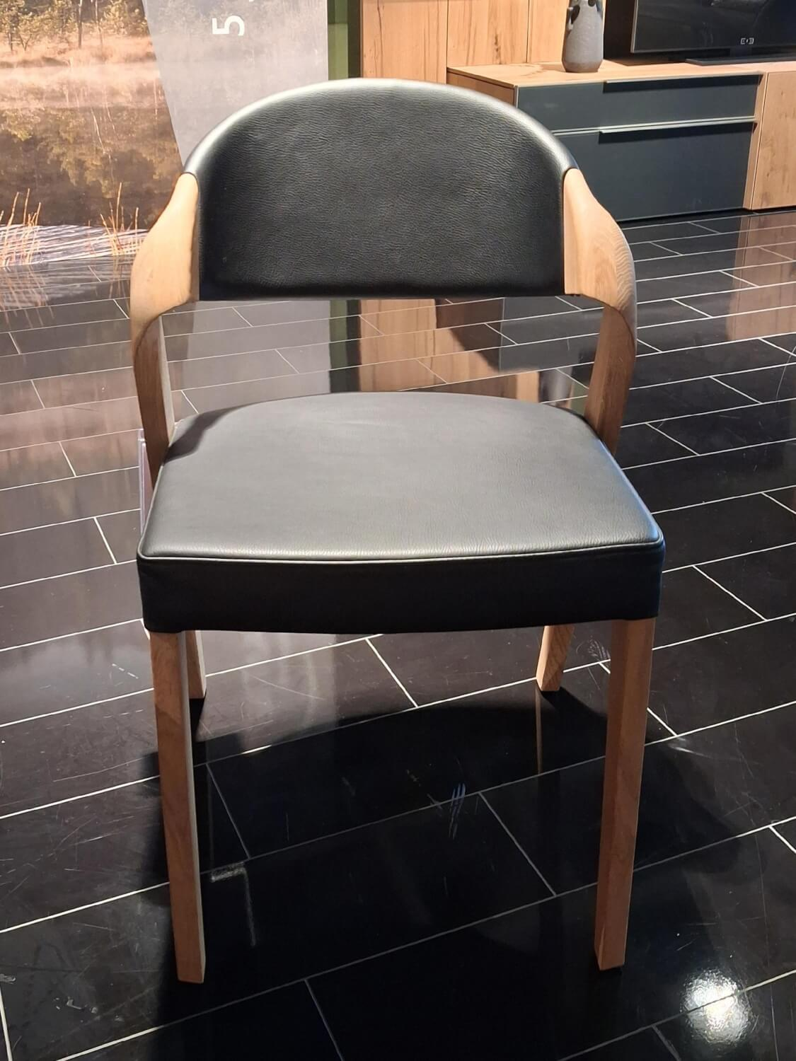 Voglauer - Sitzgruppe Valpin Rindnappaleder Montana Schwarz Gestell Eiche Altholz Naturöl - 4