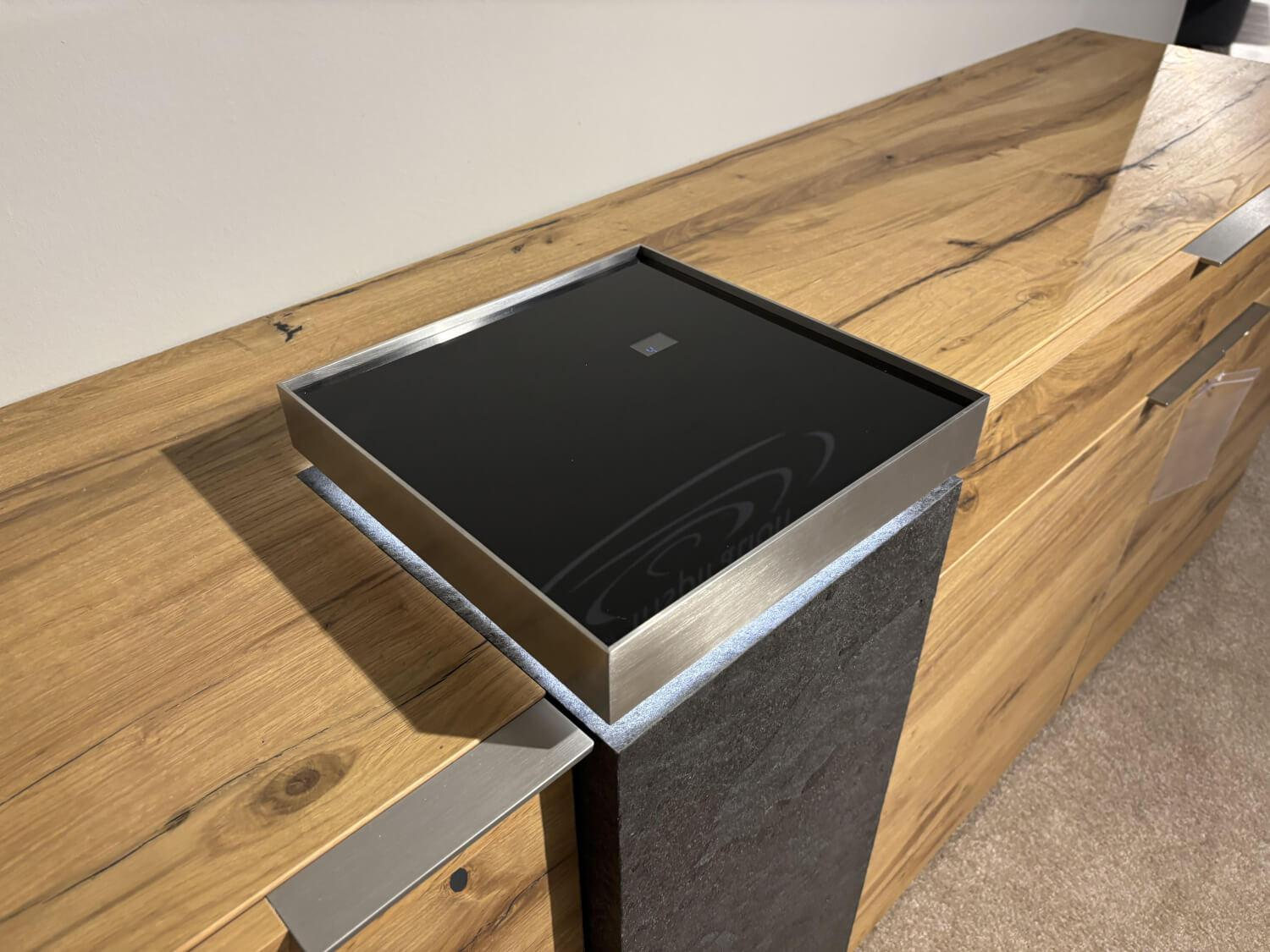 Voglauer - Sideboard V-Alpin Eiche Altholz Akzent Anthrazit mit Beleuchtung - 3