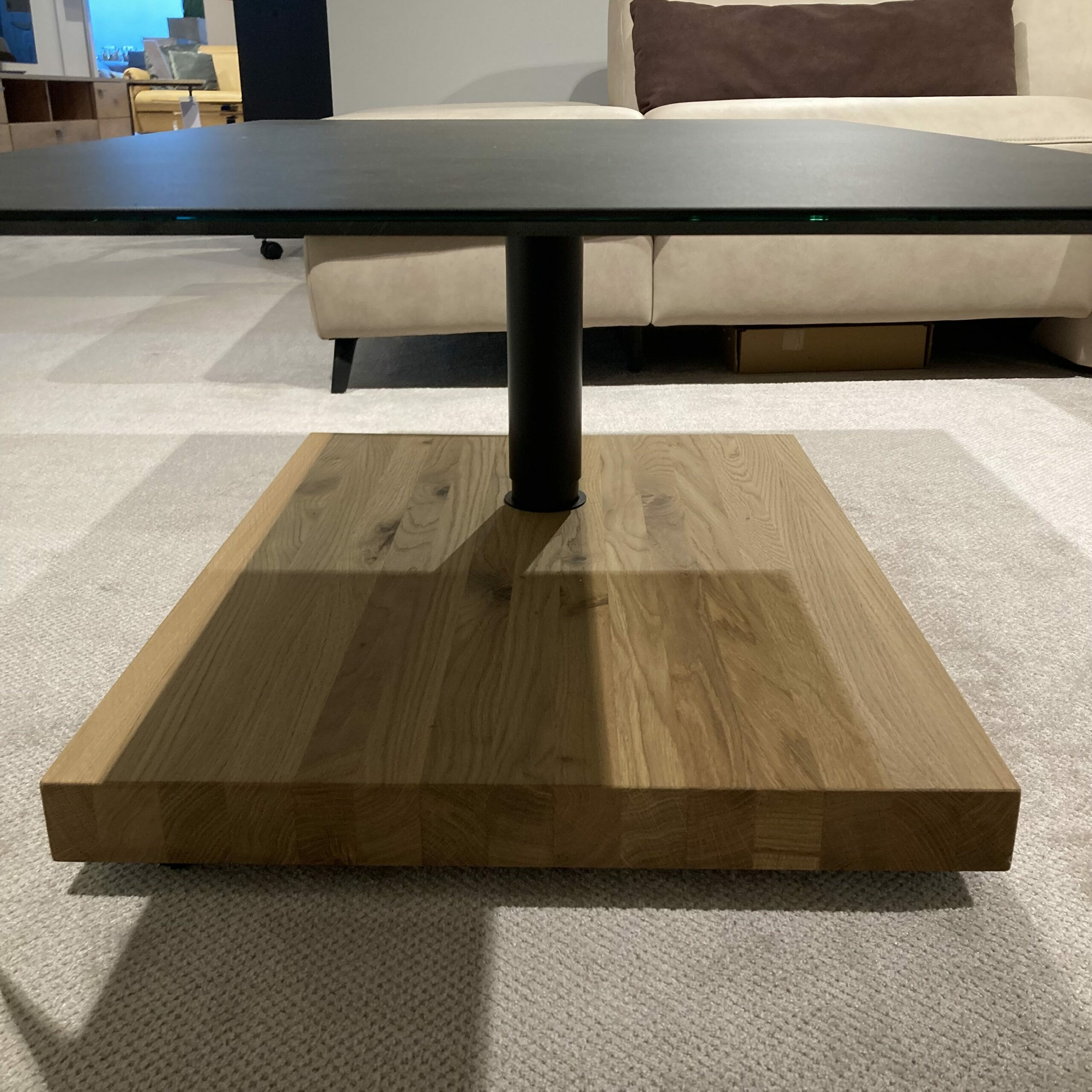 Ronald Schmitt Design - Couchtisch Wing Tischplatte Keramik Ossido Nero Schwarz Bodenplatte Wildeiche Natur Massiv Höhenverstellbar Mit Rollfunktion - 3
