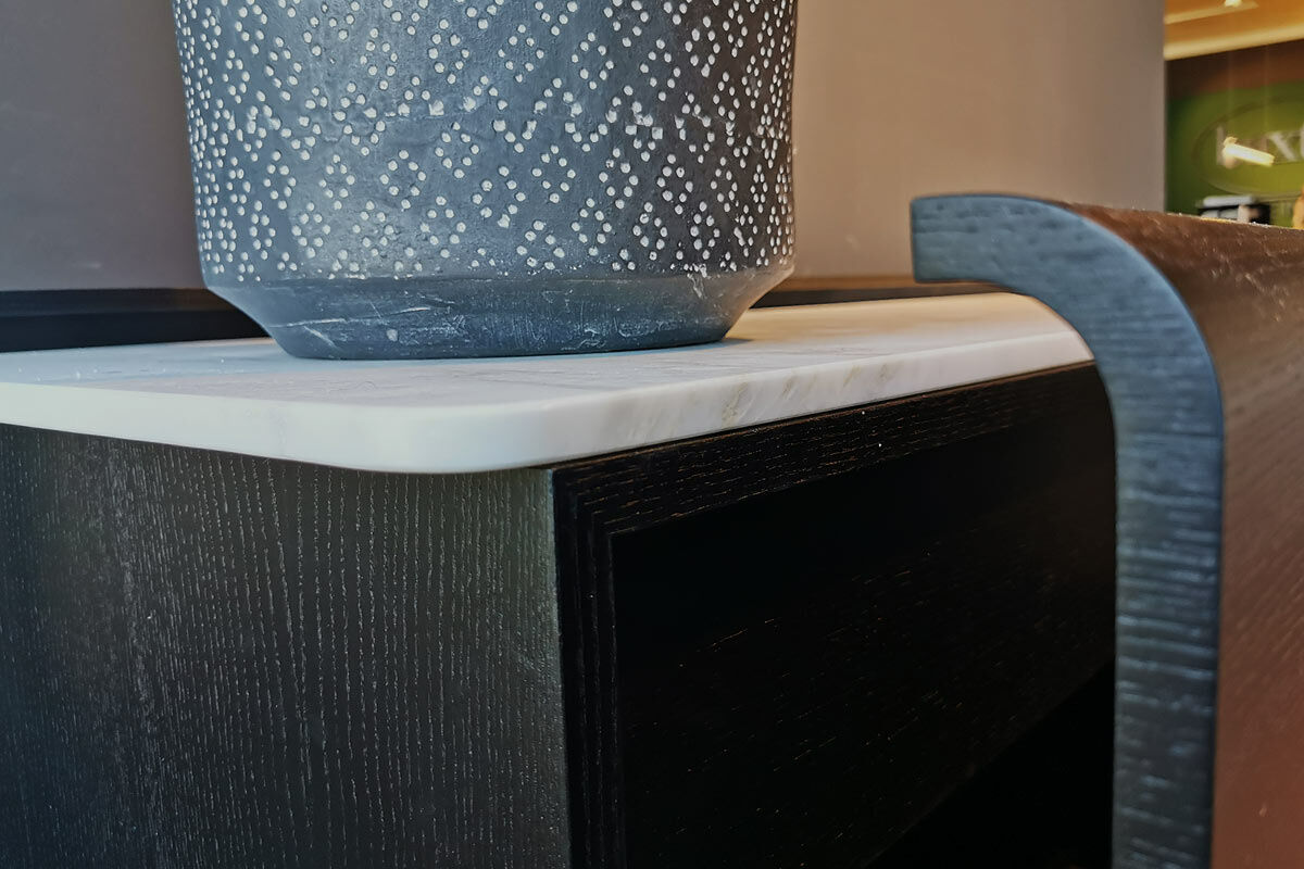 Flexform - Kommode Earl Esche Ebenholzfarben Gebeizt Marmor Clacatto Oro Matt Füße Aluminium Satiniert - 6