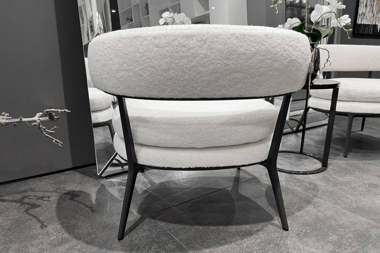 B&B Italia - 2er Set Sessel Caratos Stoff Milo Natur Weiß Gestell Grafit Schwarz Lackiert - 5